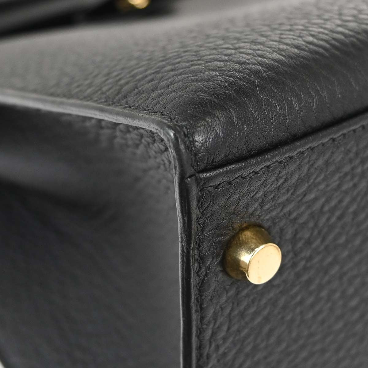 Hermes Kelly Black Ardennes With Gold Hardware Black Leather Handbag (Pre-Owned)