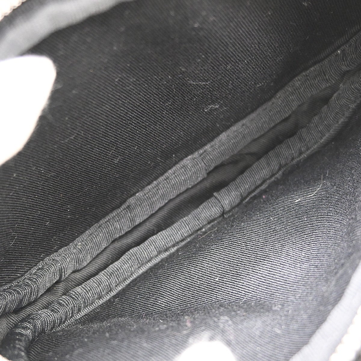 MCM Vintage Leather Black Leather Shoulder Bag Bag (Pre-Owned)