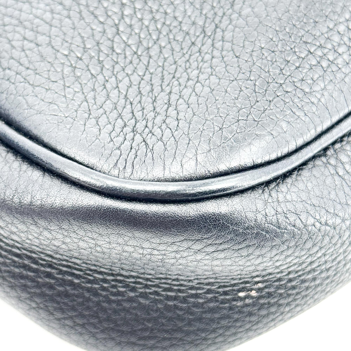 Gucci Soho Chain Leather Black Leather Crossbody Bag Bag (Pre-Owned)