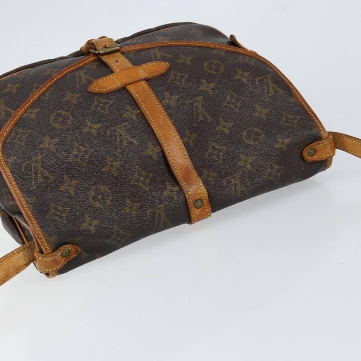 Louis Vuitton Saumur Monogram Canvas Brown Canvas Handbag (Pre-Owned)