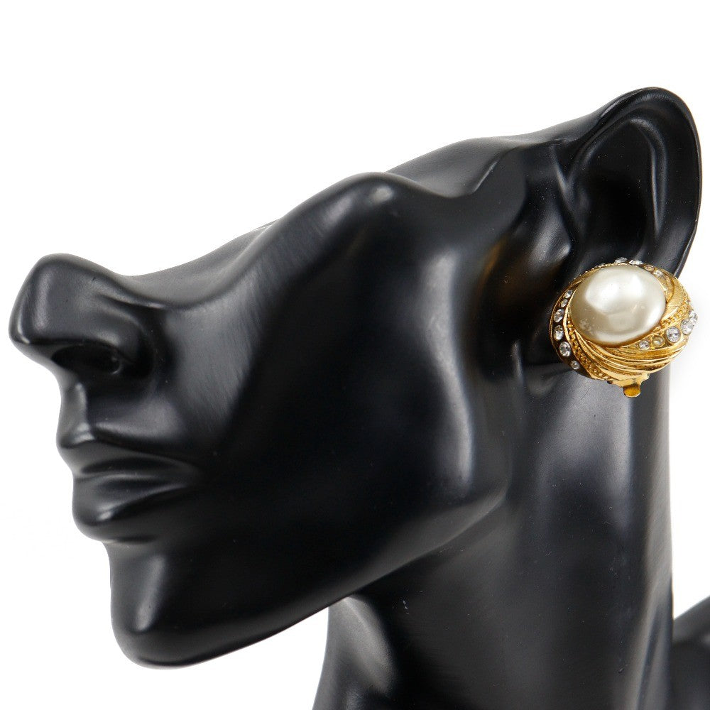 Chanel Vintage Round Clip-On Metal With Faux Pearl Gold Gold_Plated Earrings Jewelry (Pre-Owned)