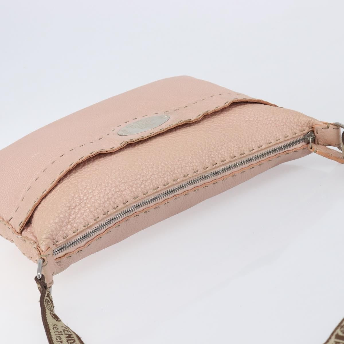 Fendi Vintage Selleria Zip Messenger Leather Pink Leather Handbag (Pre-Owned)