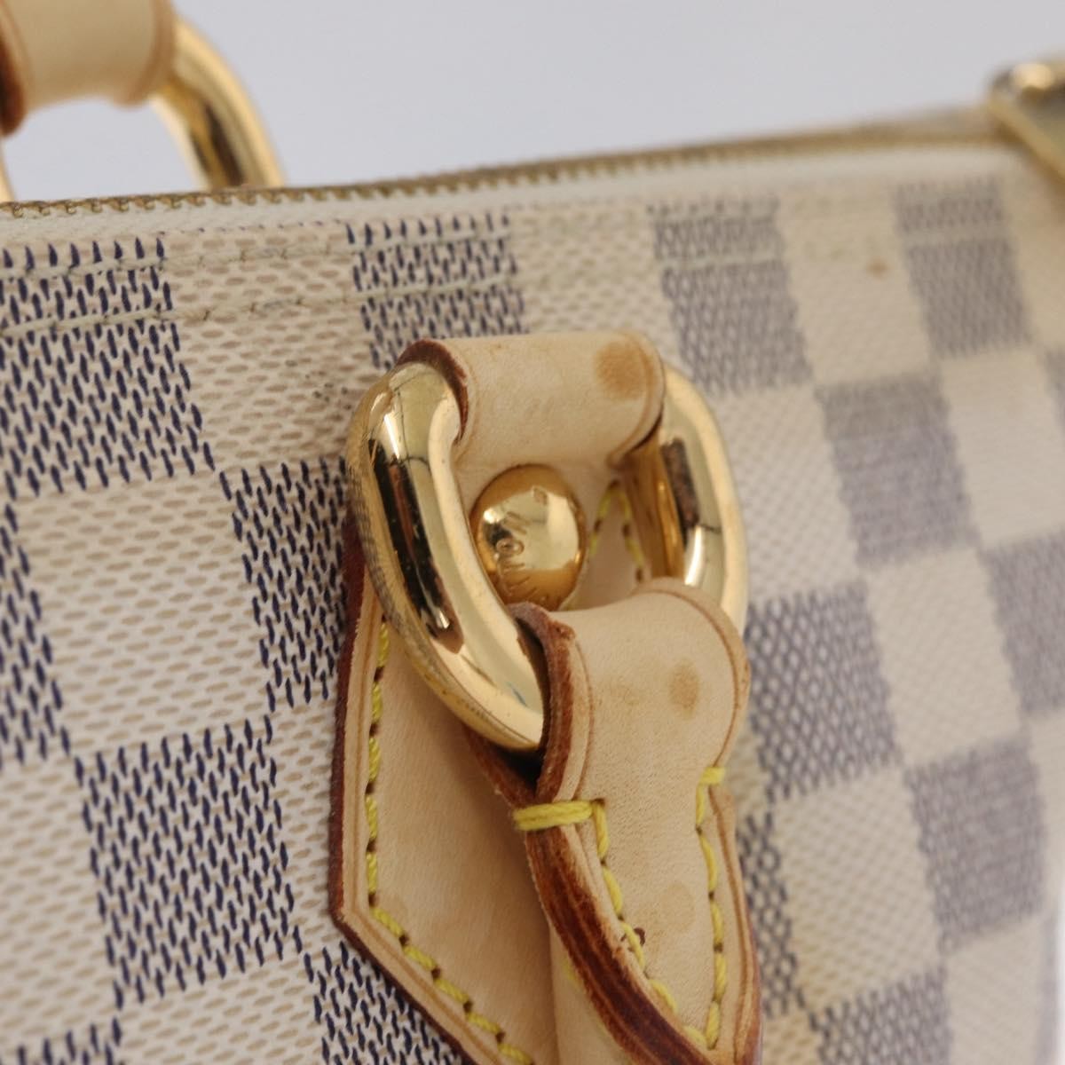 Louis Vuitton Saleya Damier White Canvas Handbag (Pre-Owned)