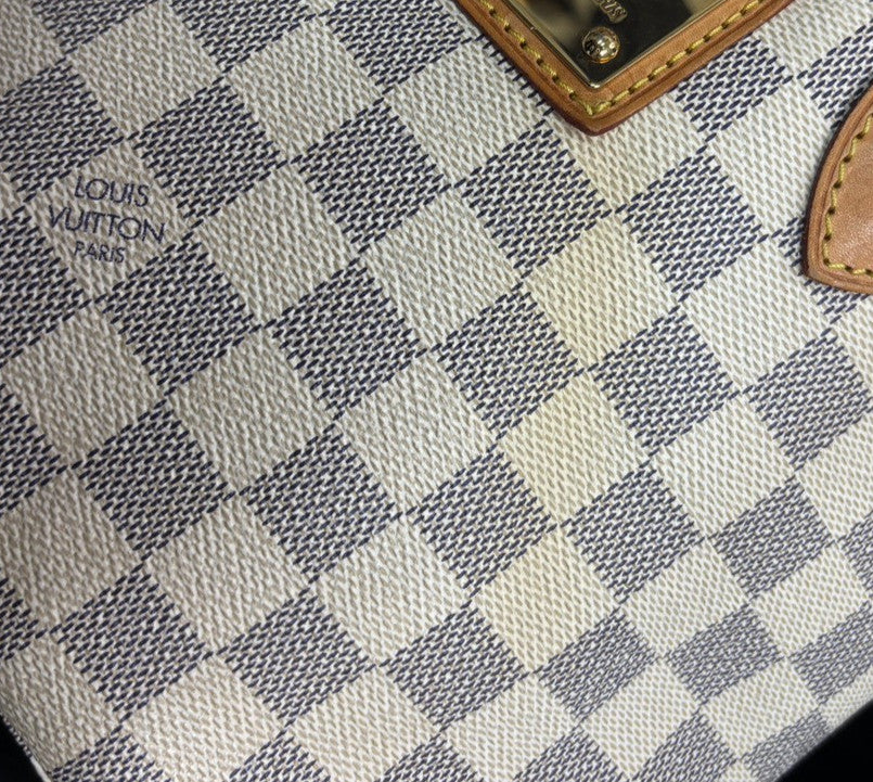 Louis Vuitton Hampstead Damier Ebene White Canvas Tote Bag Bag (Pre-Owned)