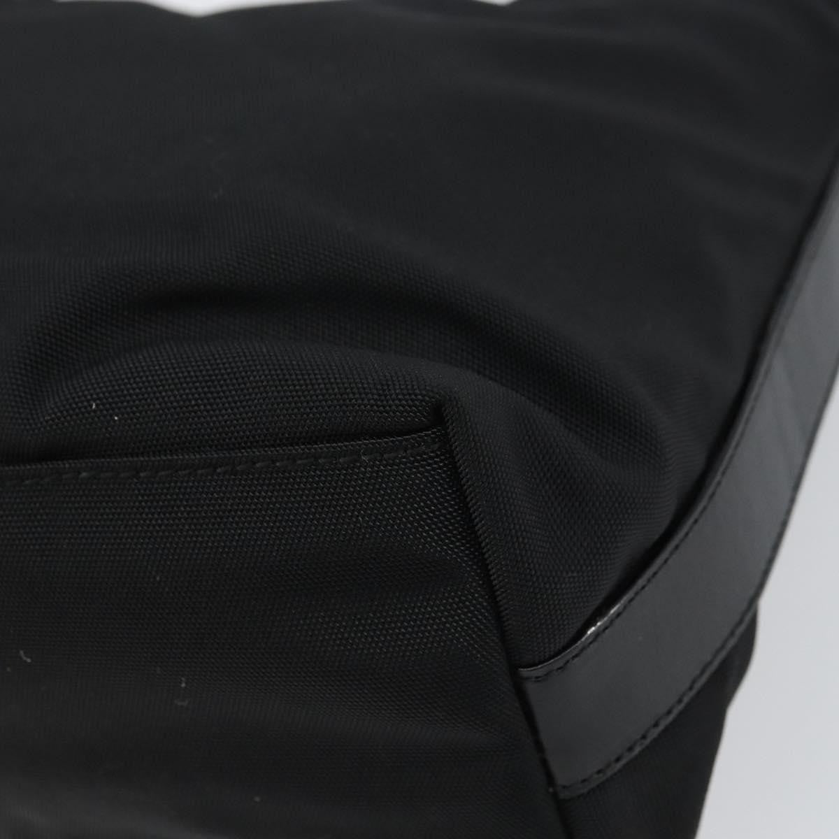 Gucci Zip Hobo Nylon Black Nylon Shoulder Bag Bag (Pre-Owned)