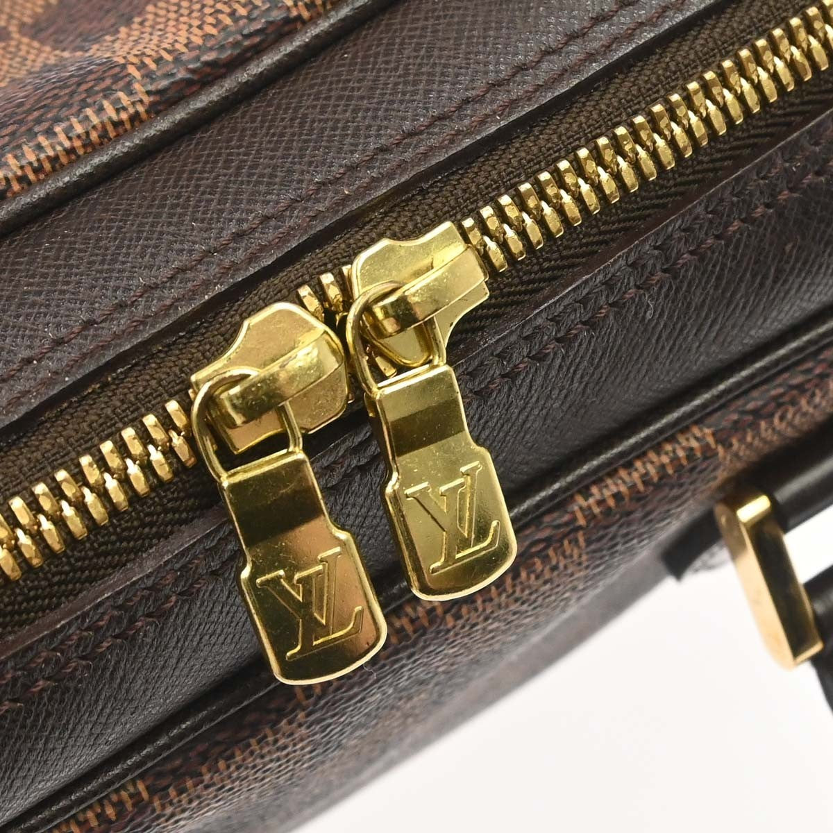 Louis Vuitton Brera Damier Brown Canvas Handbag (Pre-Owned)