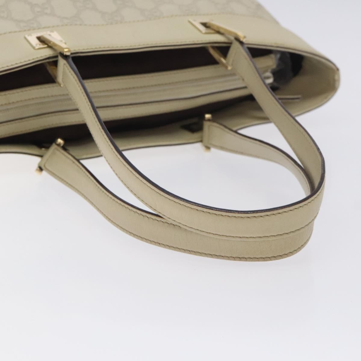 Gucci Gg Canvas Canvas White Canvas Bag (Pre-Owned)
