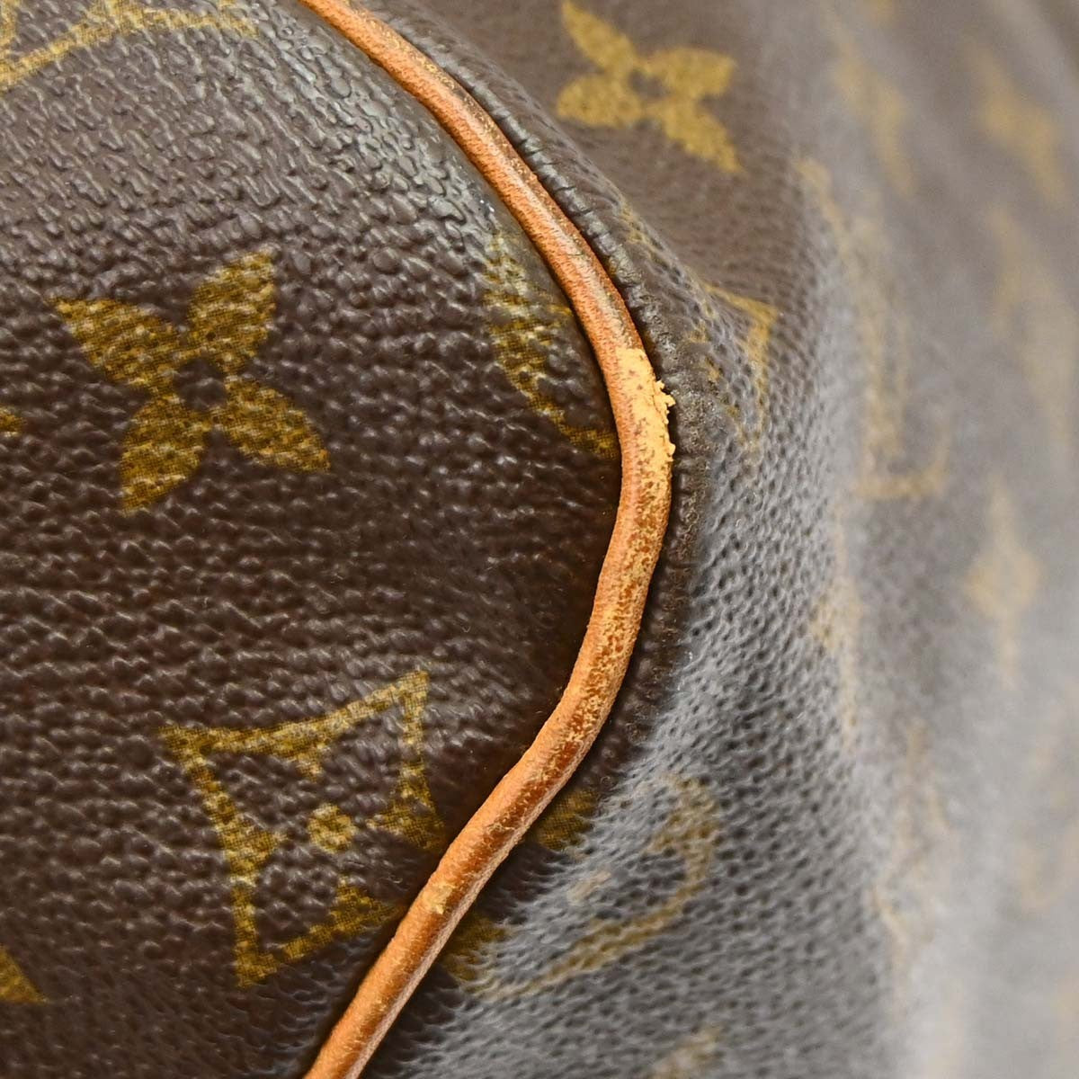 Louis Vuitton Keepall Monogram Canvas Brown Canvas Travel Bag Bag (Pre-Owned)