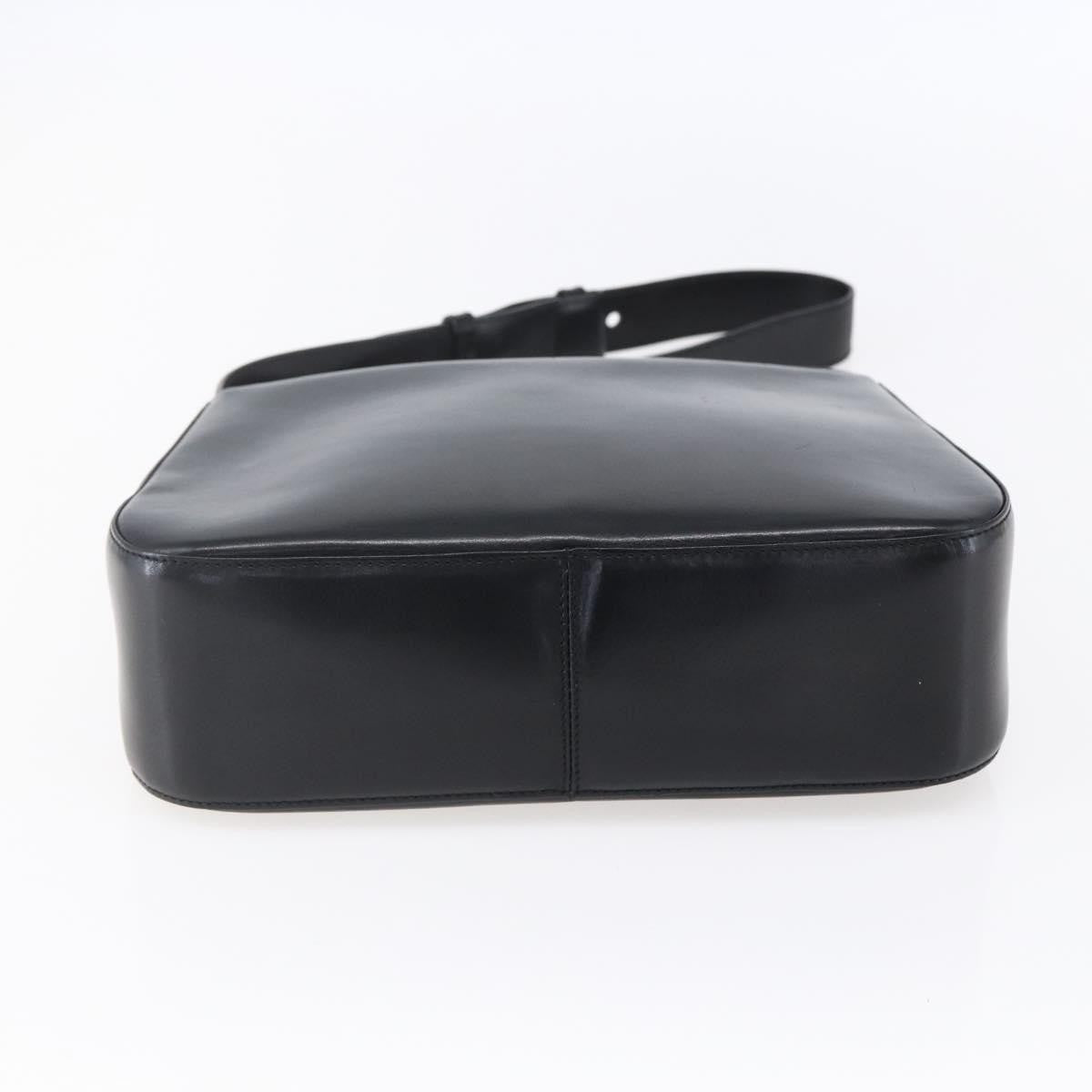 Salvatore Ferragamo Gancini Leather Black Leather Shoulder Bag Bag (Pre-Owned)