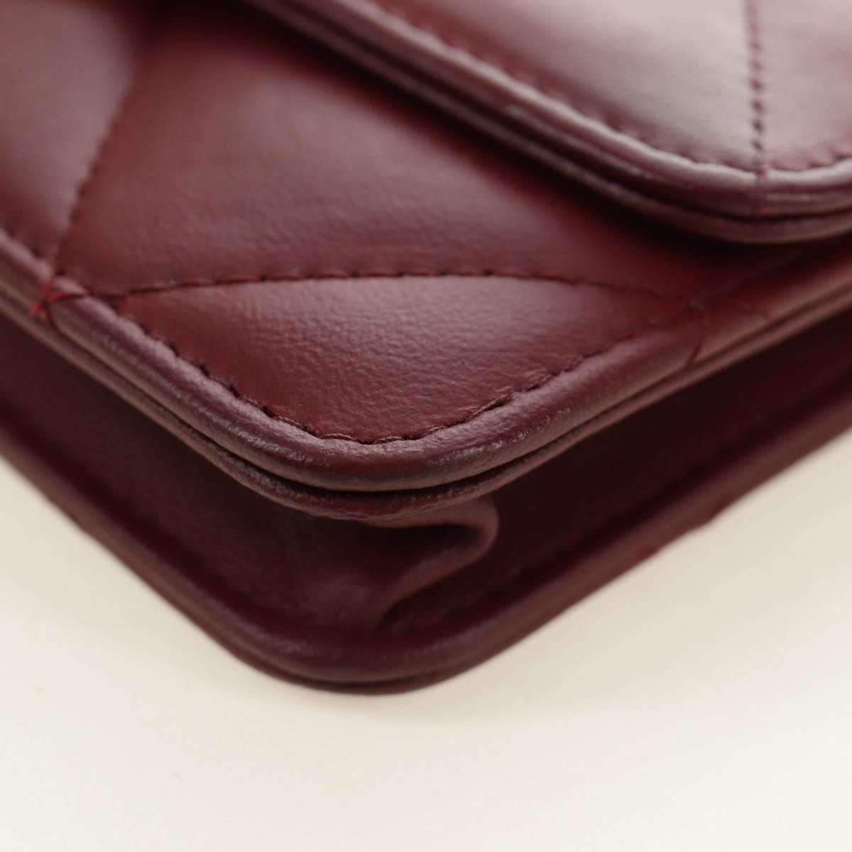 Chanel 19 Wallet On Chain Quilted Lambskin Burgundy Leather Shoulder Bag Bag (Pre-Owned)