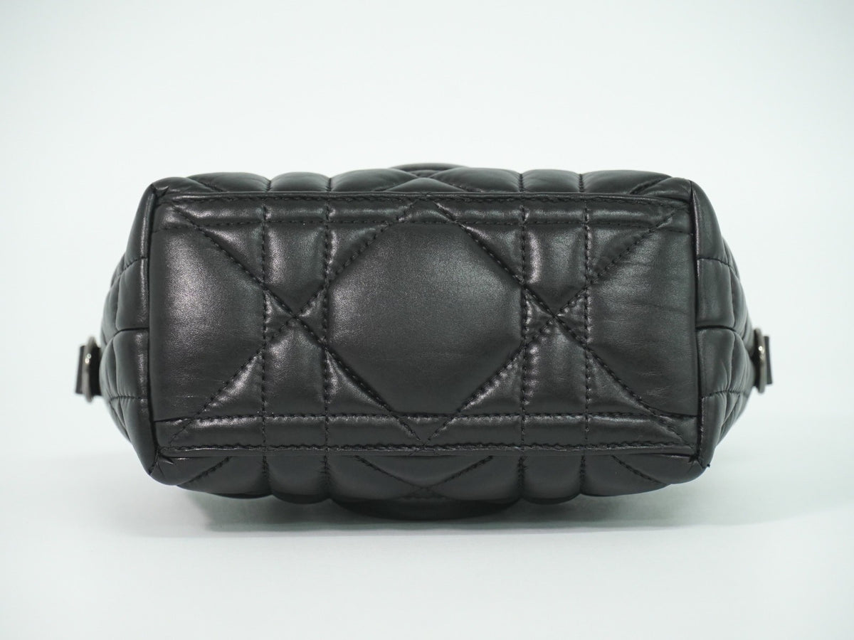 Christian Dior Diortravel Nomad Macrocannage Quilt Calfskin Black Leather Clutche & Pouche Bag (Pre-Owned)