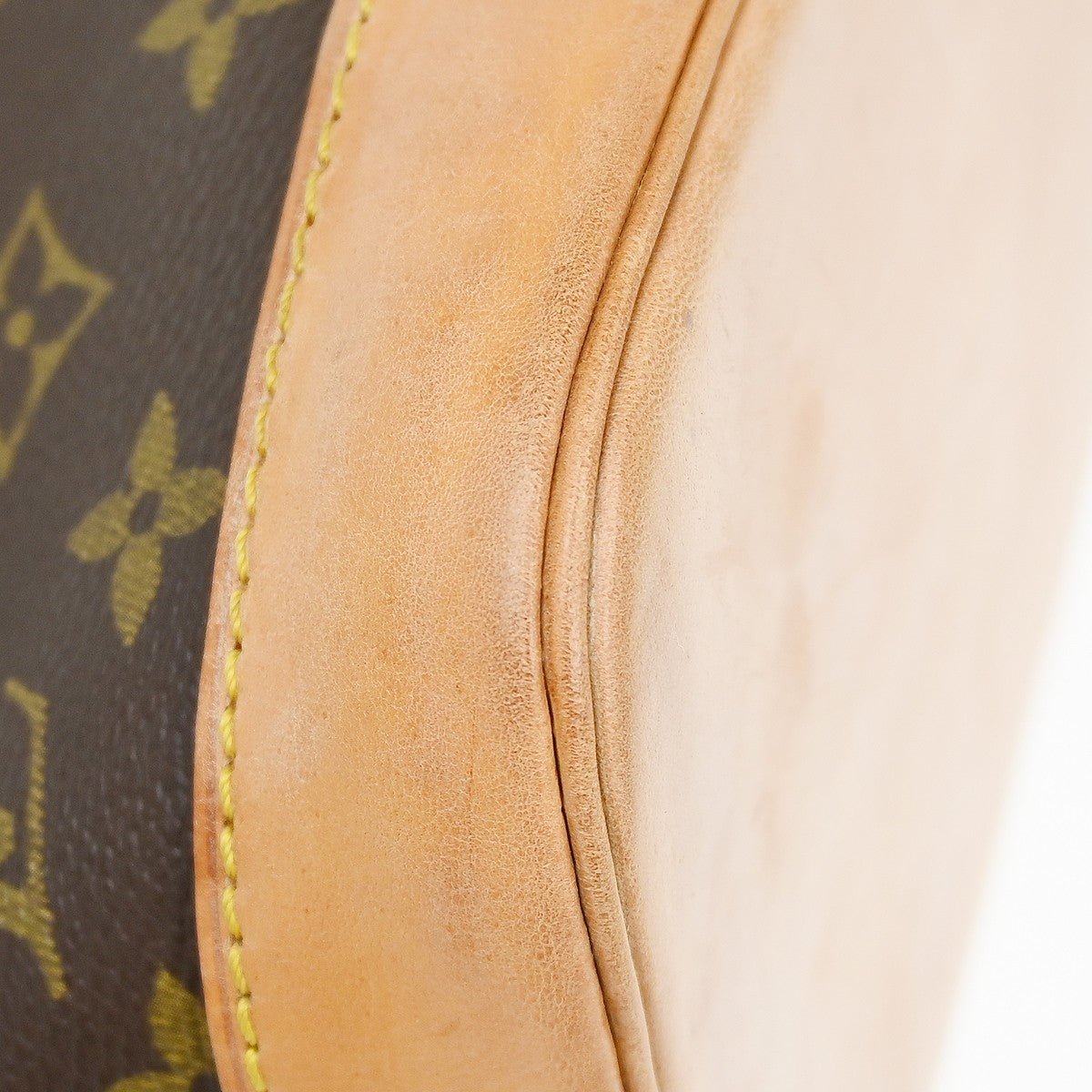 Louis Vuitton Alma Monogram Brown Canvas Handbag (Pre-Owned)