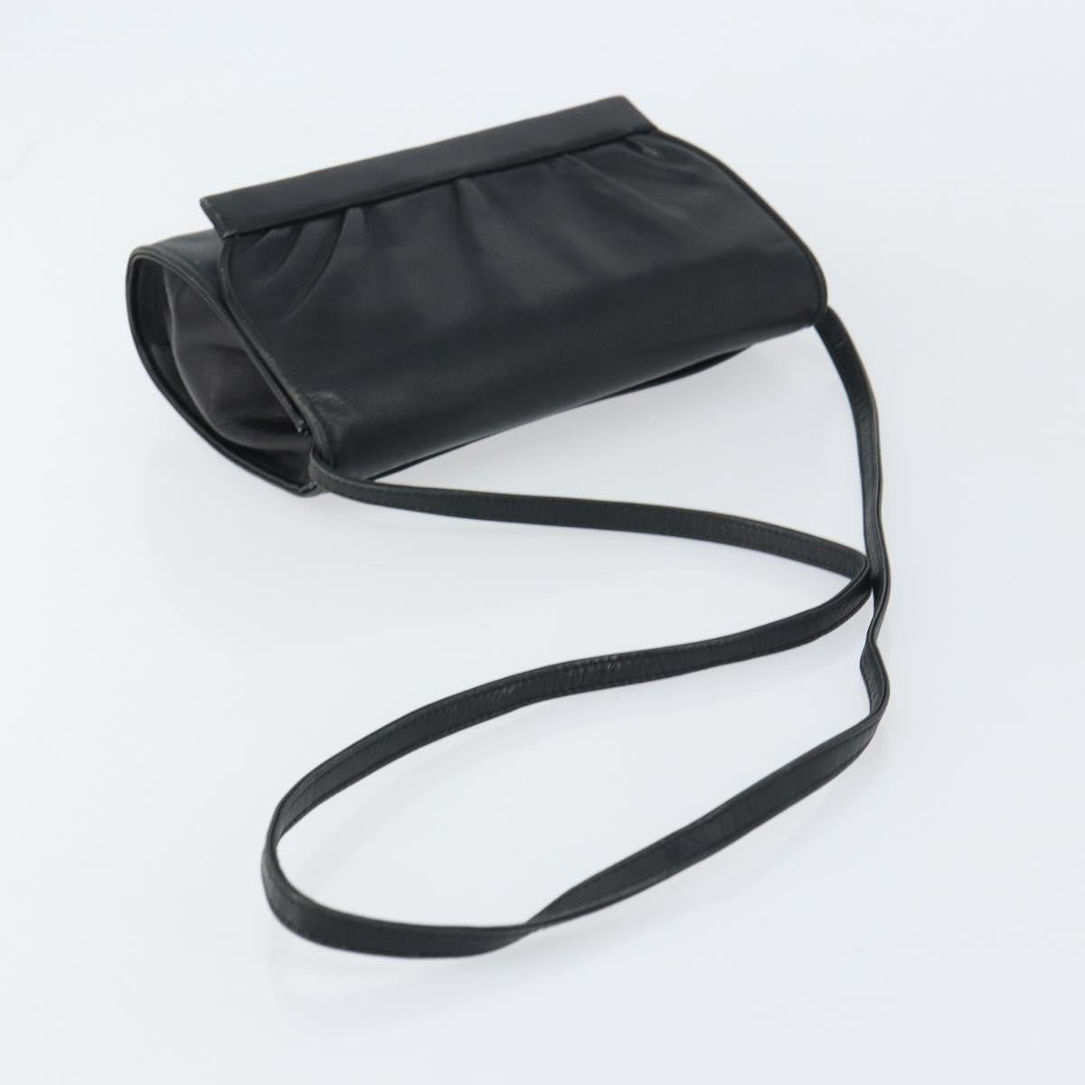 Gucci Vintage Leather Black Leather Shoulder Bag Bag (Pre-Owned)
