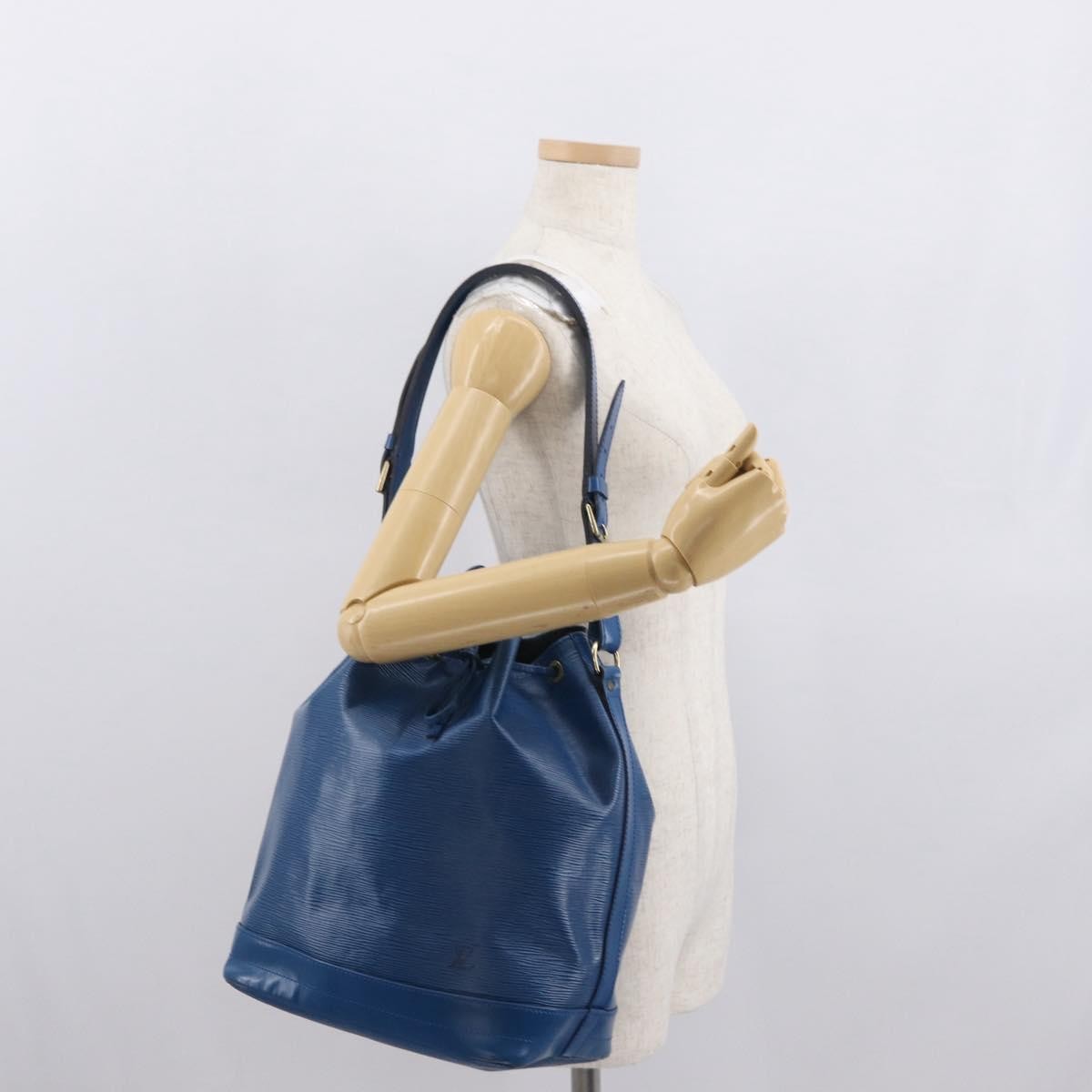 Louis Vuitton Noe Epi Leather Blue Leather Shoulder Bag Bag (Pre-Owned)