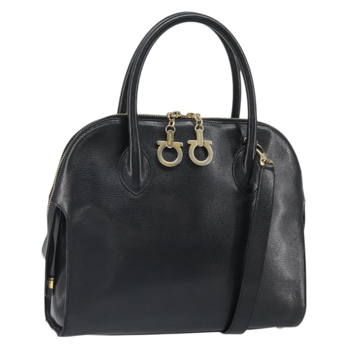Salvatore Ferragamo Gancini Leather Black Leather Shoulder Bag Bag (Pre-Owned)
