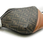 Fendi -- Brown Leather Shoulder Bag (Pre-Owned)