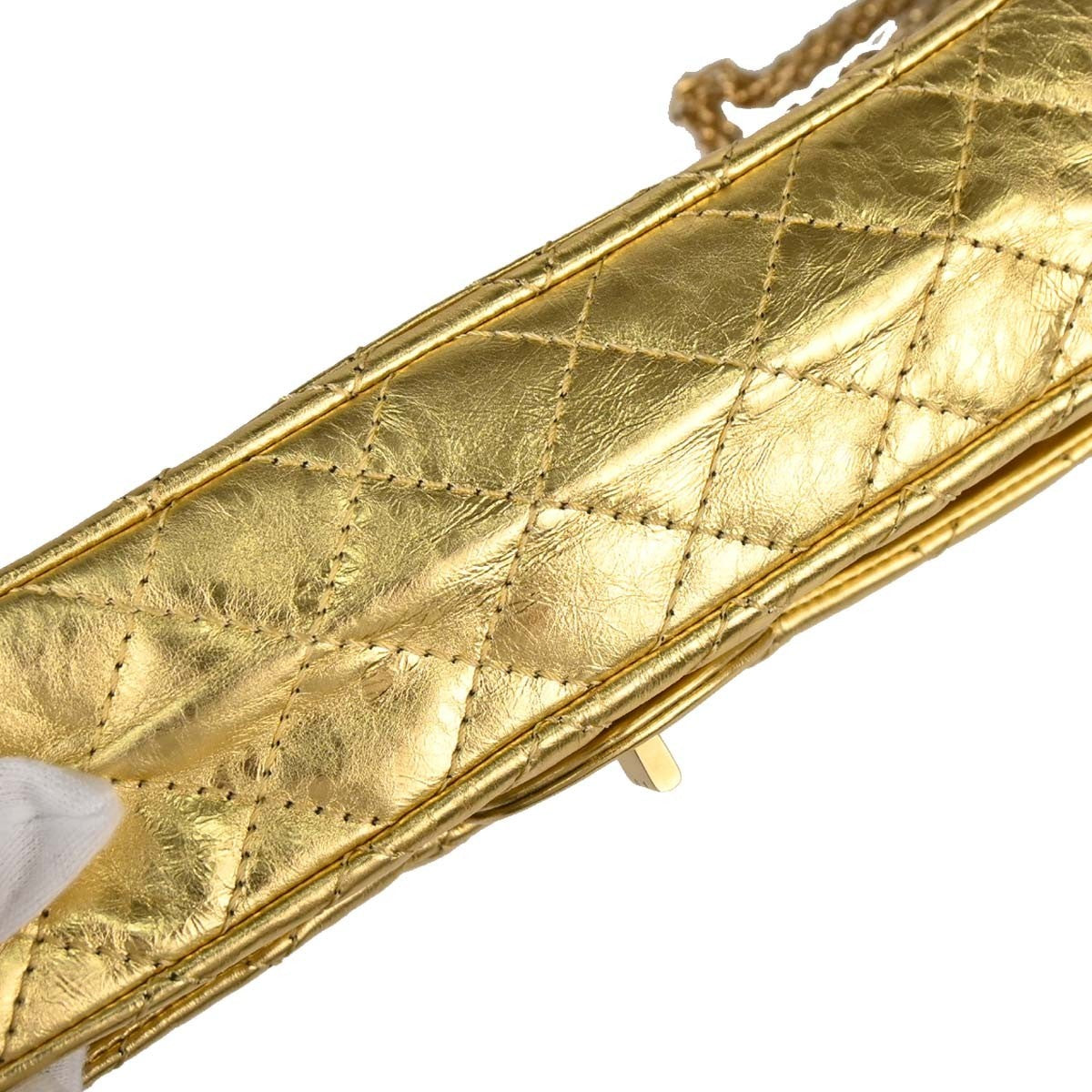 Chanel Reissue 2.55 Flap Metallic Leather Gold Calfskin Handbag (Pre-Owned)