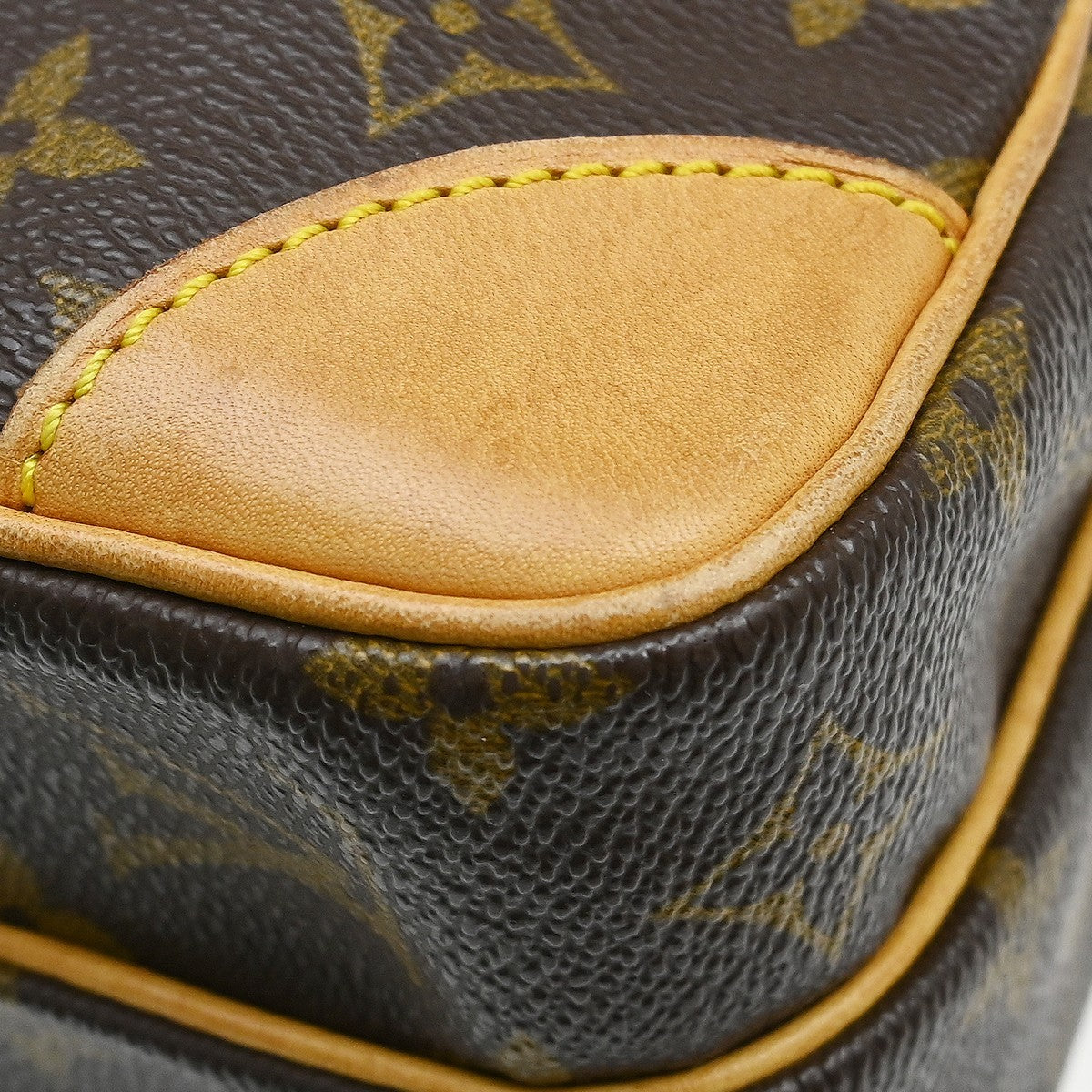 Louis Vuitton Amazone Monogram Canvas Brown Canvas Shoulder Bag Bag (Pre-Owned)