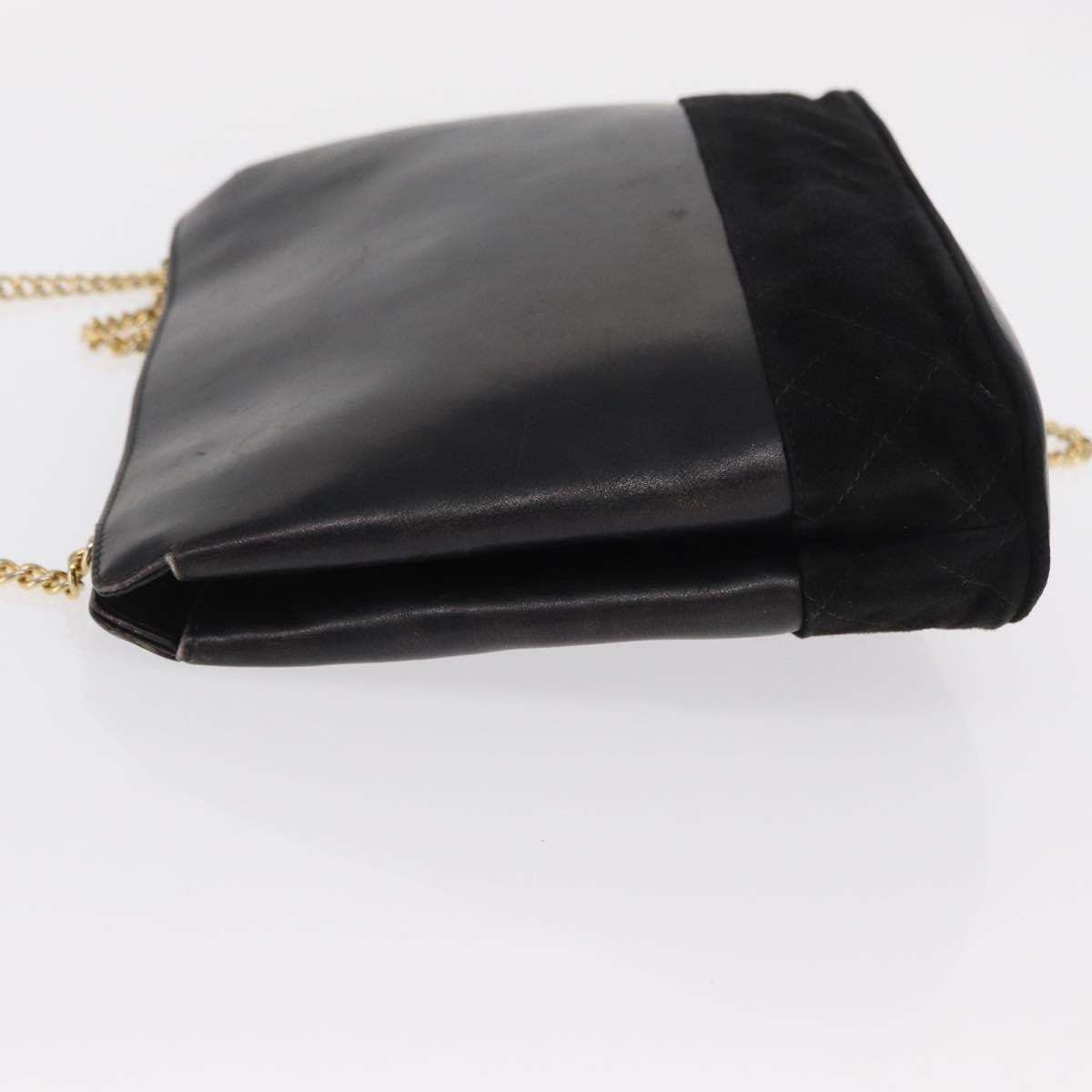 Salvatore Ferragamo Vintage Leather Black Leather Shoulder Bag Bag (Pre-Owned)
