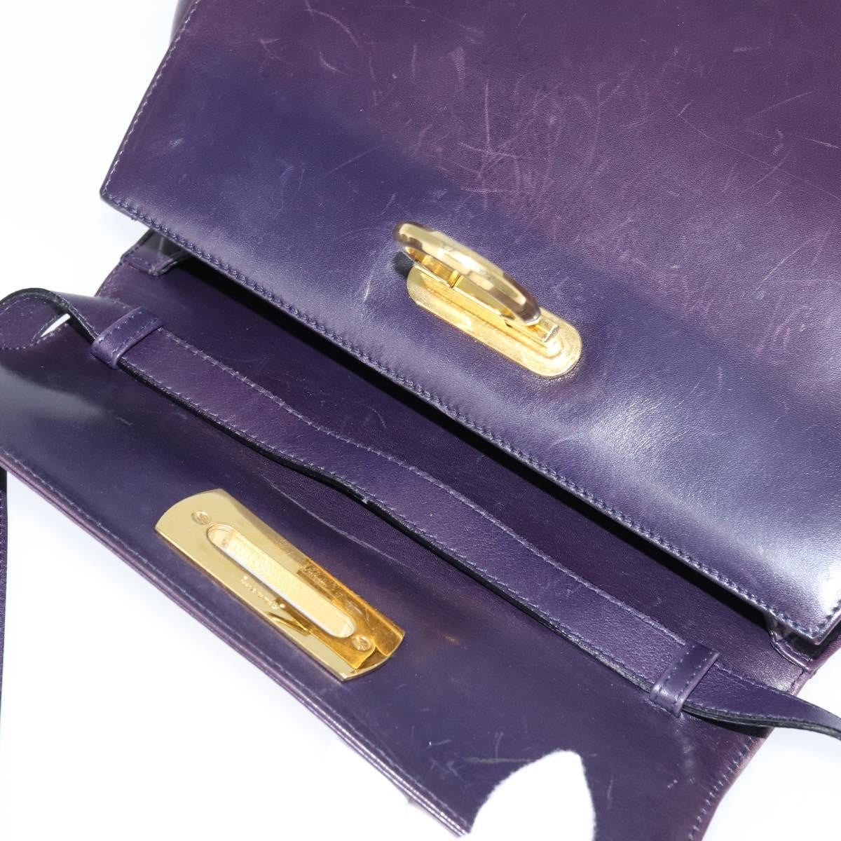 Salvatore Ferragamo Gancini Leather Navy Leather Shoulder Bag Bag (Pre-Owned)