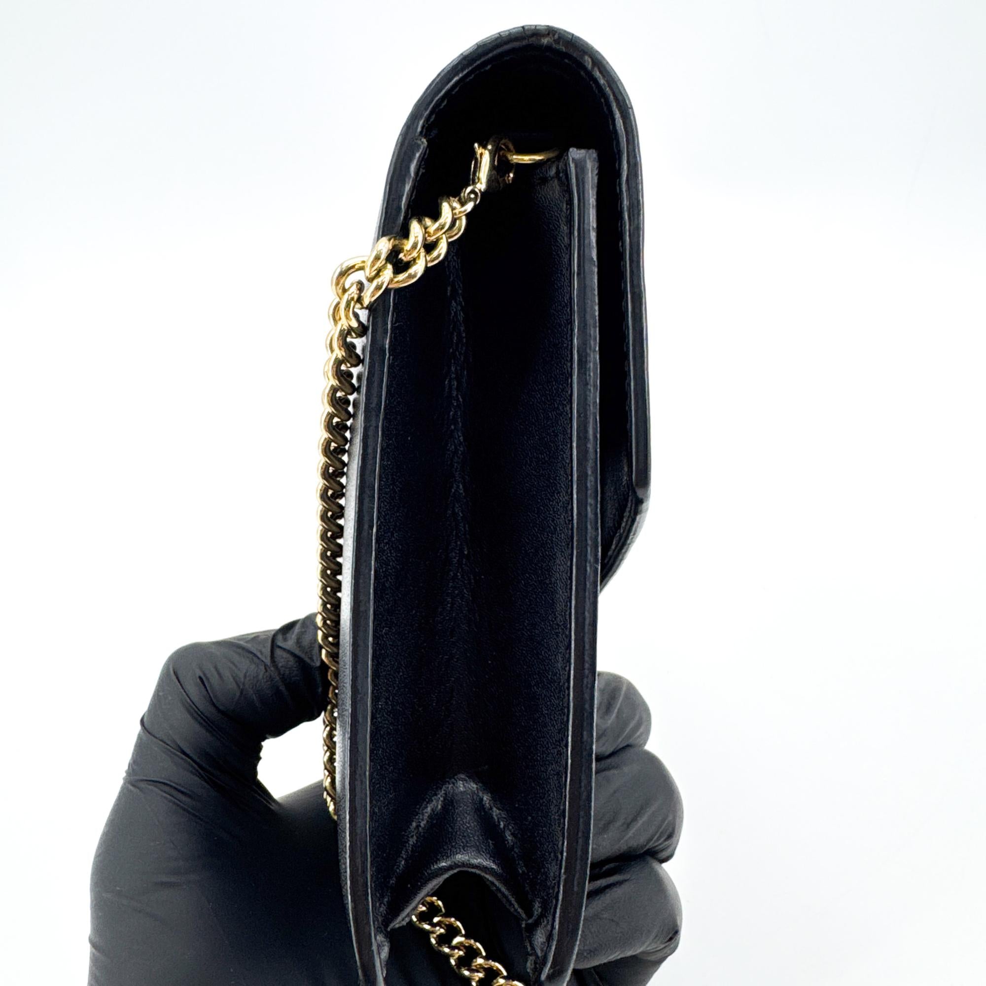 Fendi F Is Fendi Envelope Wallet On Chain Leather Black Leather Clutche & Pouche Bag (Pre-Owned)