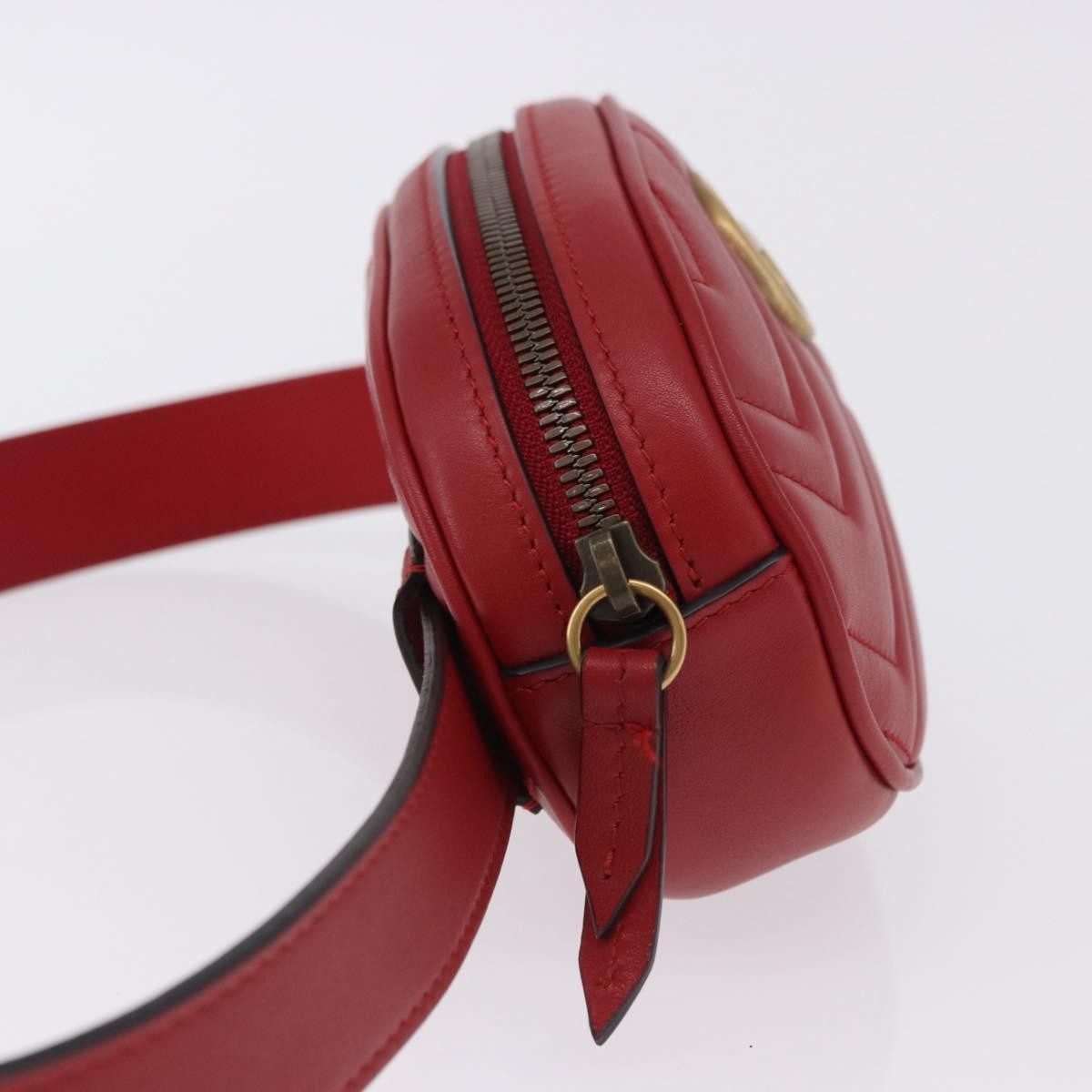Gucci Gg Marmont Belt Matelasse Leather Red Leather Handbag (Pre-Owned)