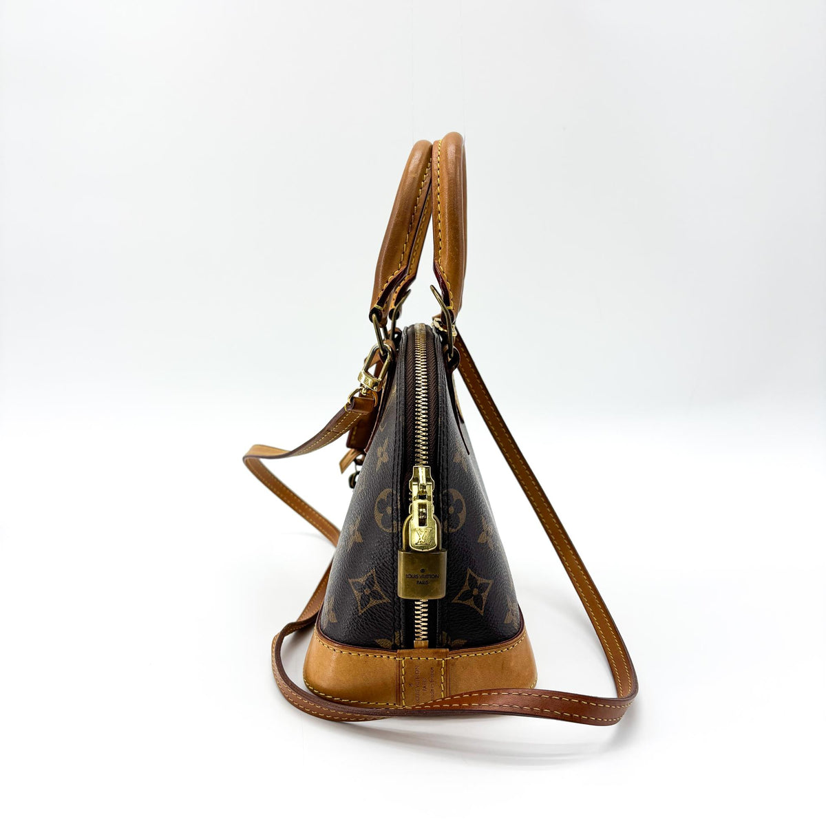 Louis Vuitton Alma Monogram Canvas Brown Canvas Handbag (Pre-Owned)