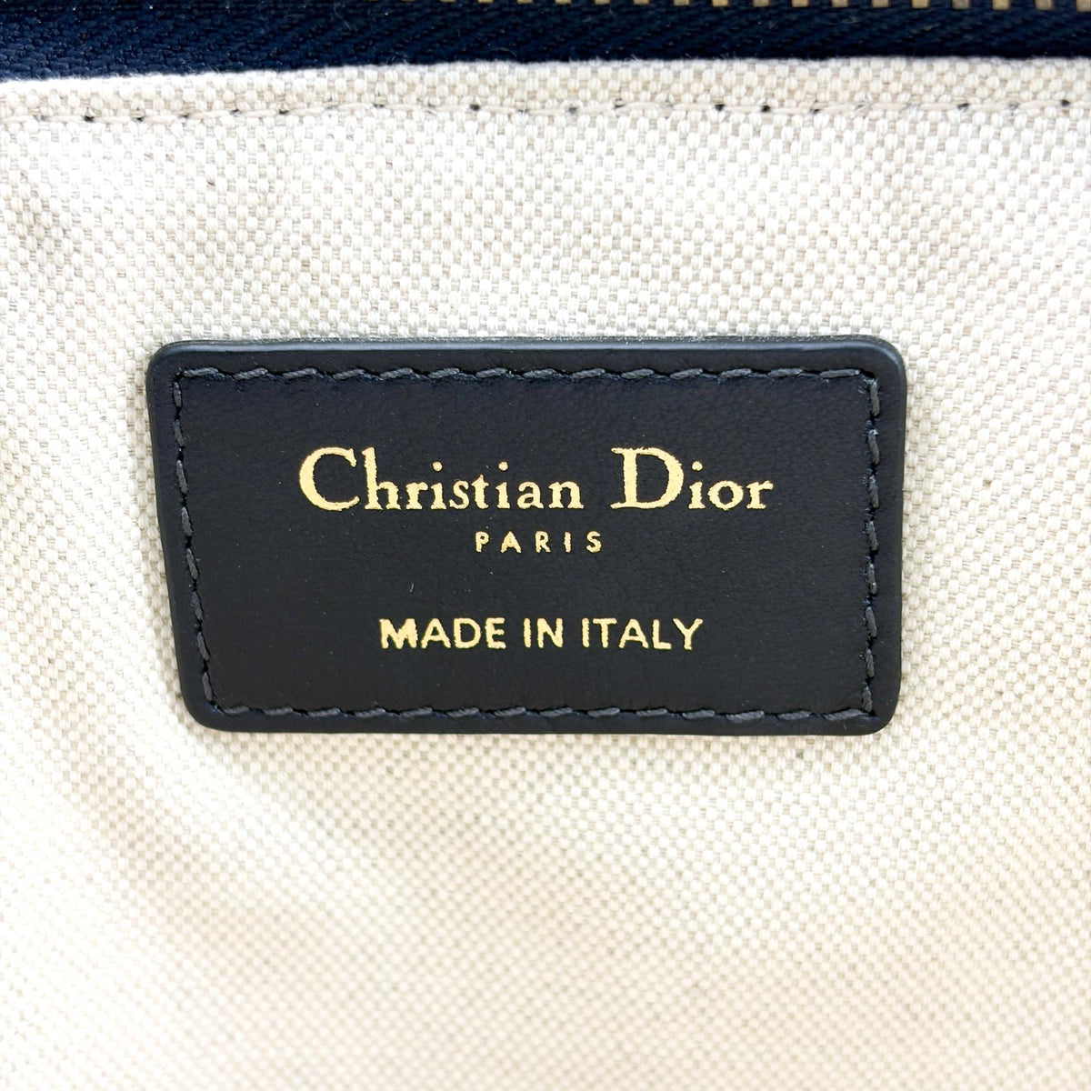 Christian Dior Travel Kit Oblique Canvas Beige Canvas Toiletry Case Accessory (Pre-Owned)