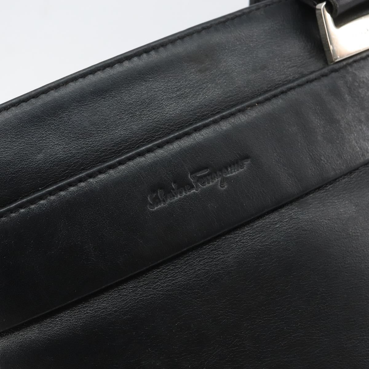 Salvatore Ferragamo Vintage Leather Black Leather Shoulder Bag Bag (Pre-Owned)