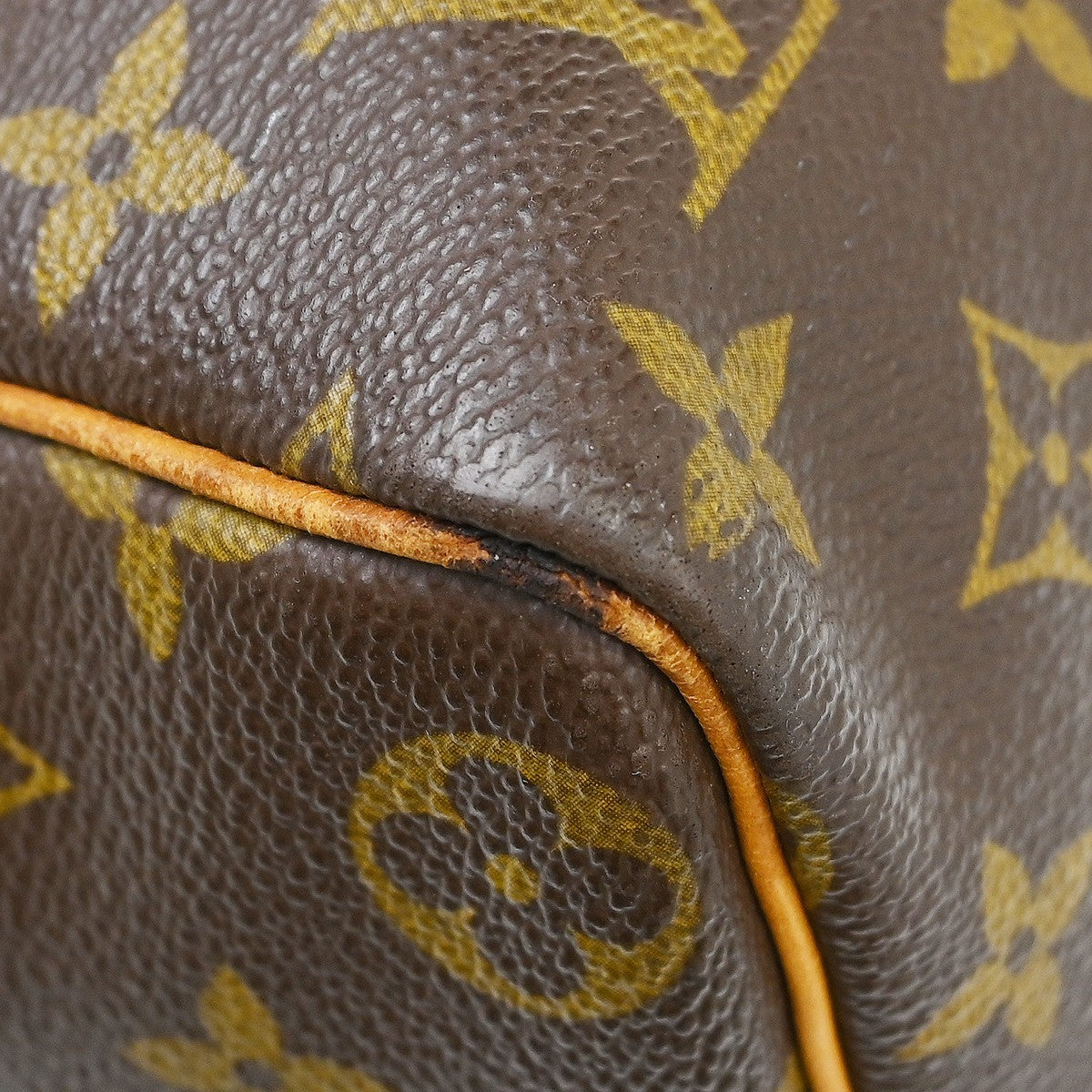 Louis Vuitton Keepall Monogram Canvas Brown Canvas Travel Bag Bag (Pre-Owned)