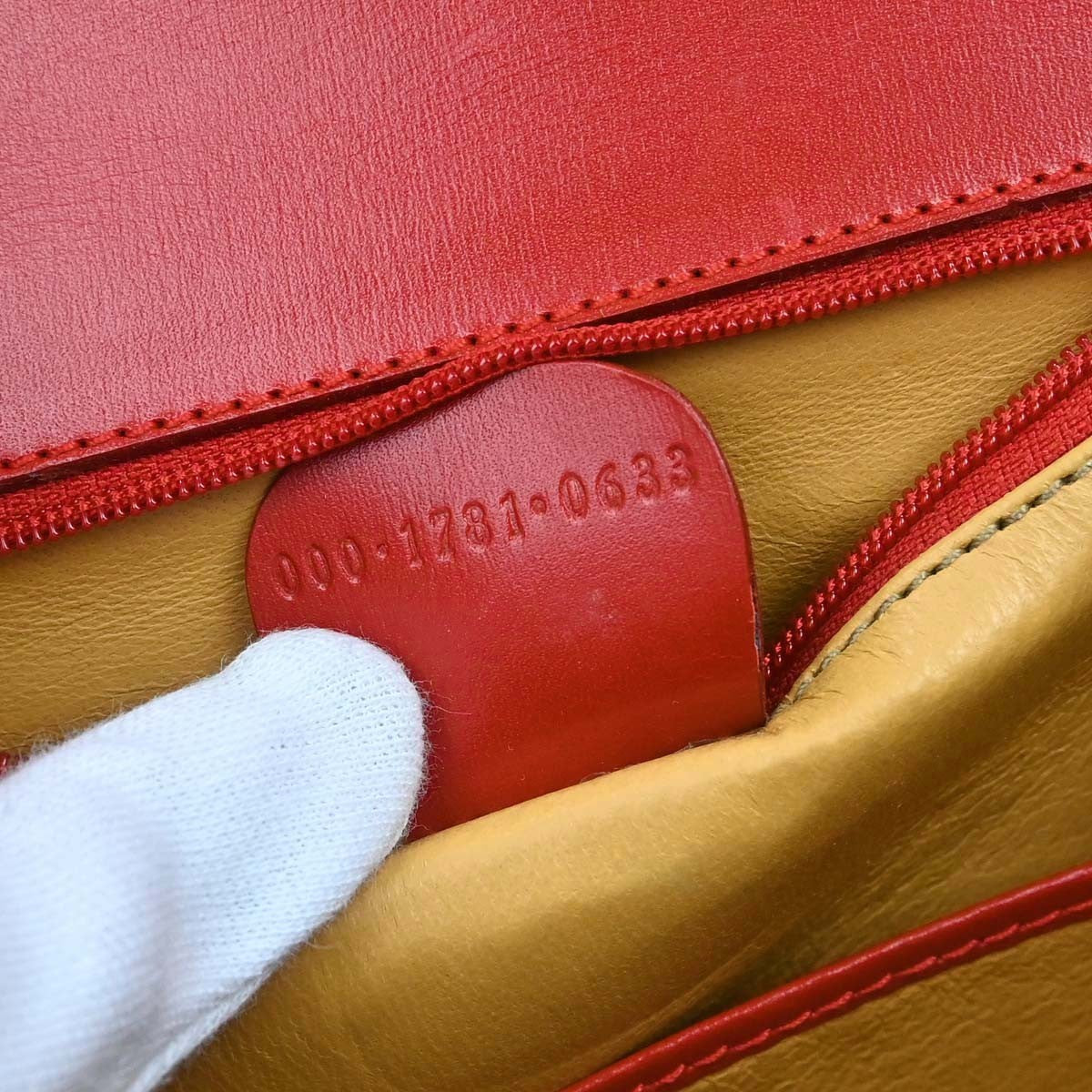 Gucci Vintage Convertible Bamboo Top Handle Leather Red Leather Handbag (Pre-Owned)