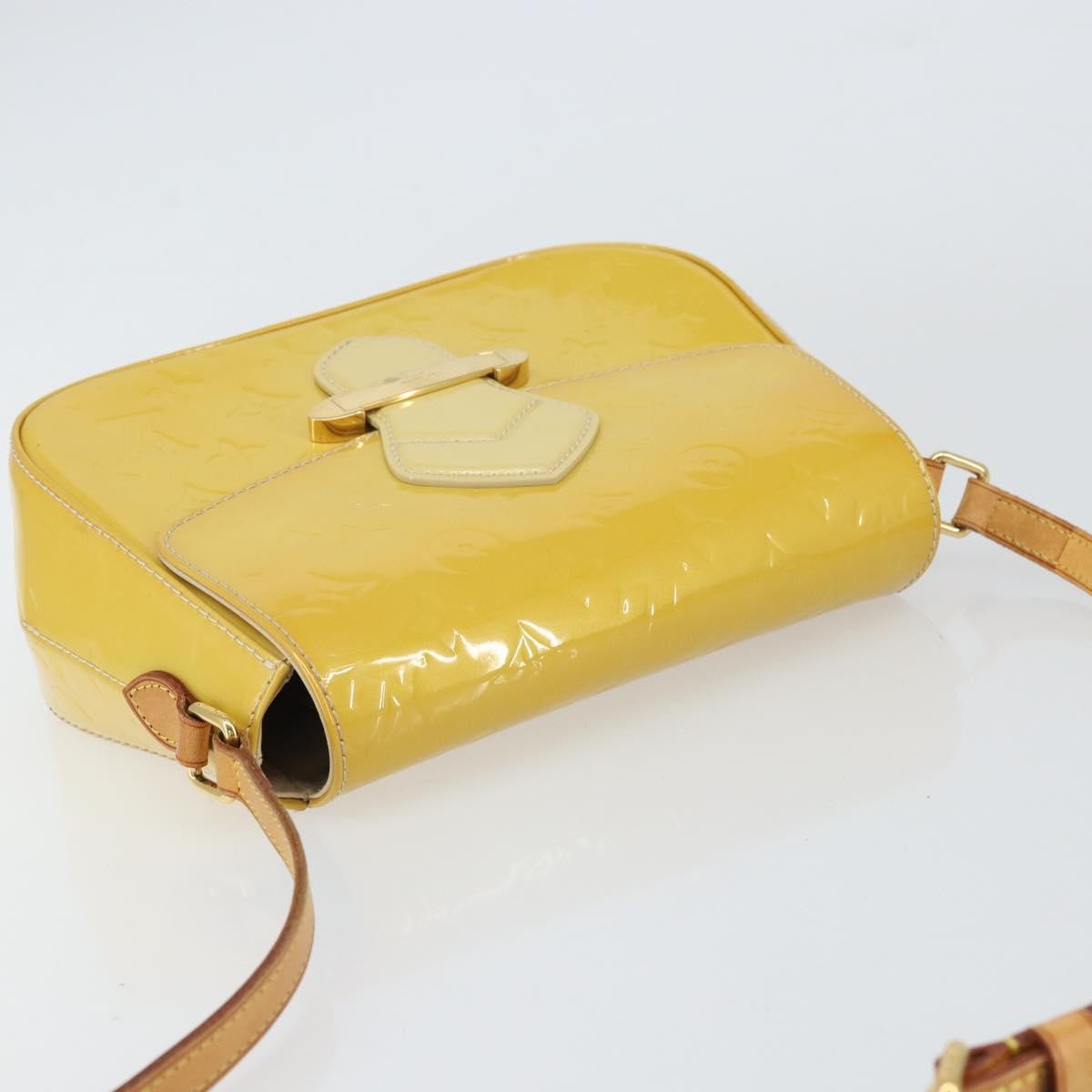 Louis Vuitton Bellflower Monogram Vernis Brown Patent_Leather Handbag (Pre-Owned)