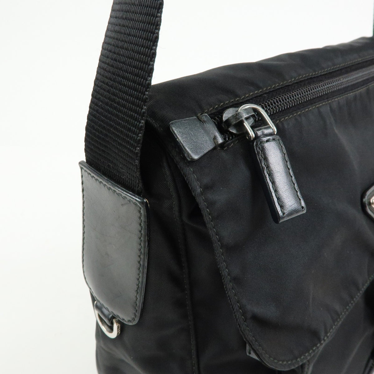 Prada Zip Buckle Messenger Tessuto Black Nylon Handbag (Pre-Owned)