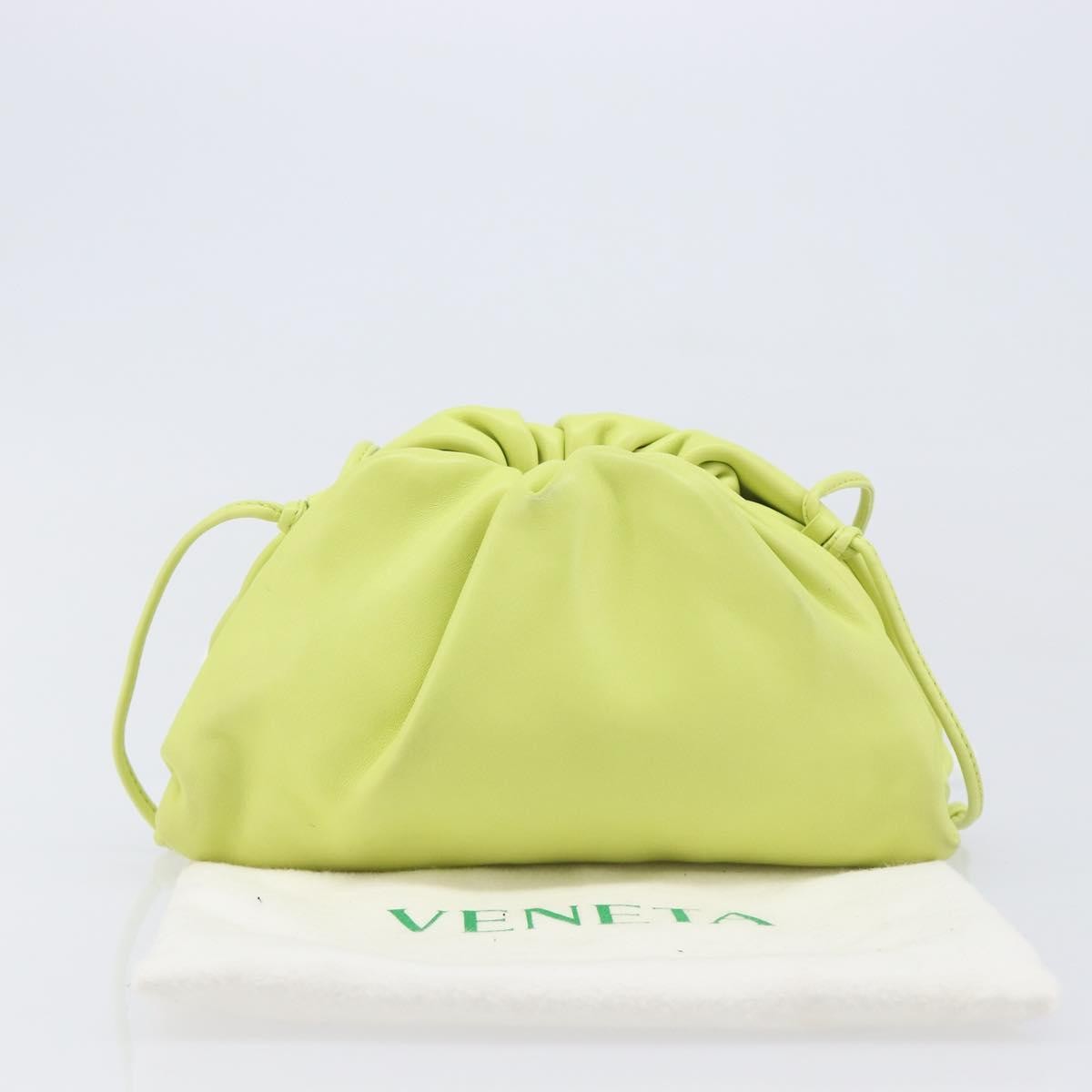 Bottega Veneta The Pouch Coin Purse Leather Green Leather Clutche & Pouche Bag (Pre-Owned)