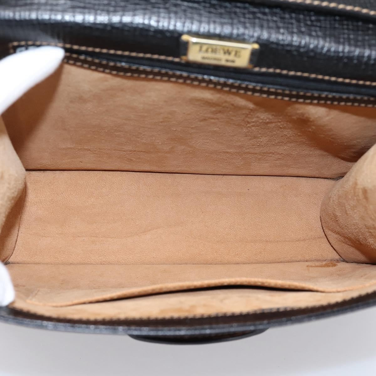Loewe Barcelona Leather Black Leather Shoulder Bag Bag (Pre-Owned)