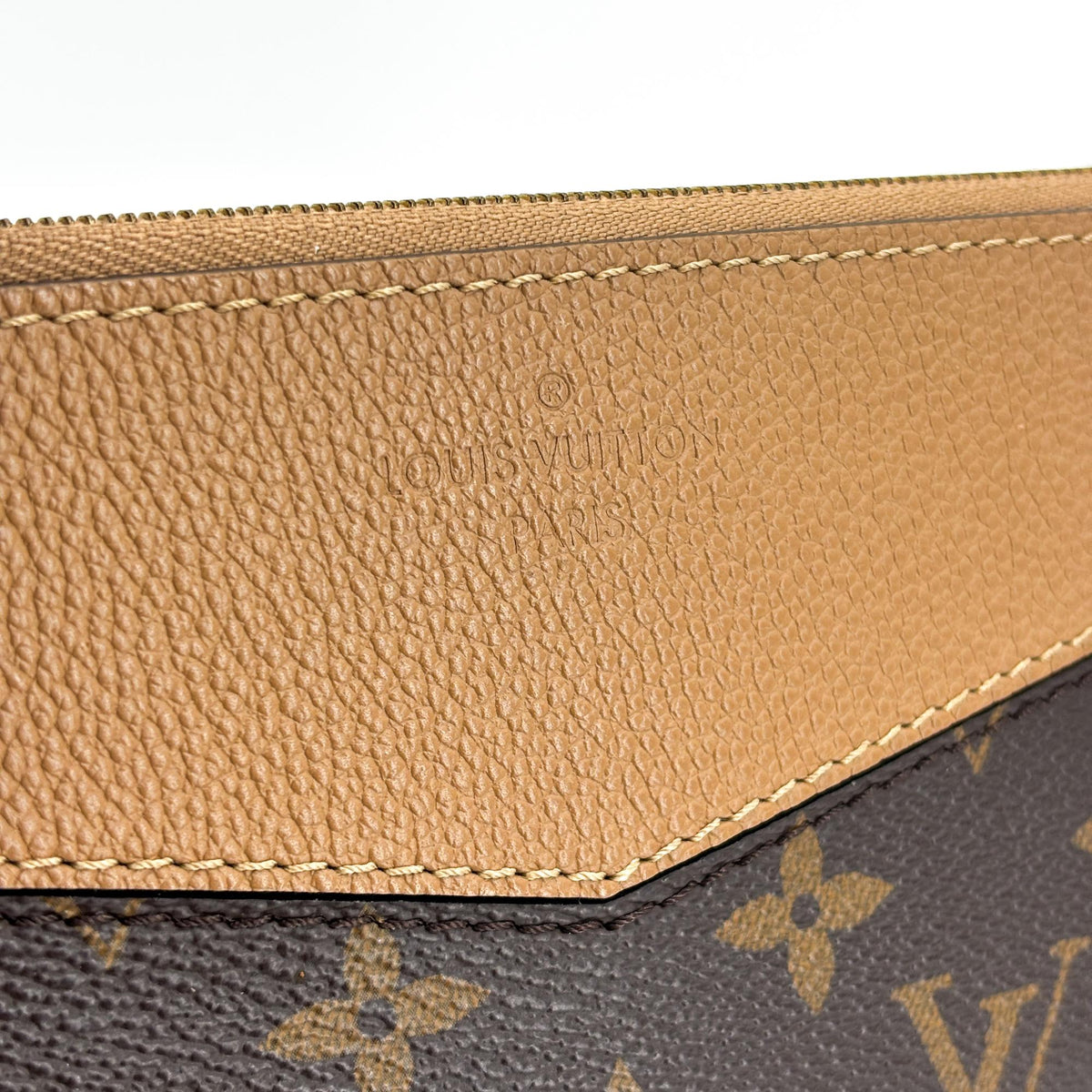 Louis Vuitton Daily Pouch Monogram Canvas Brown Canvas Clutche & Pouche Bag (Pre-Owned)