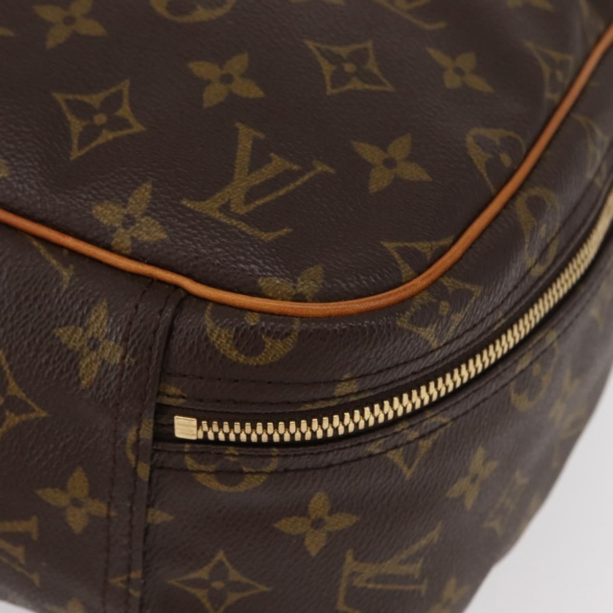 Louis Vuitton Excursion Monogram Canvas Brown Canvas Handbag (Pre-Owned)