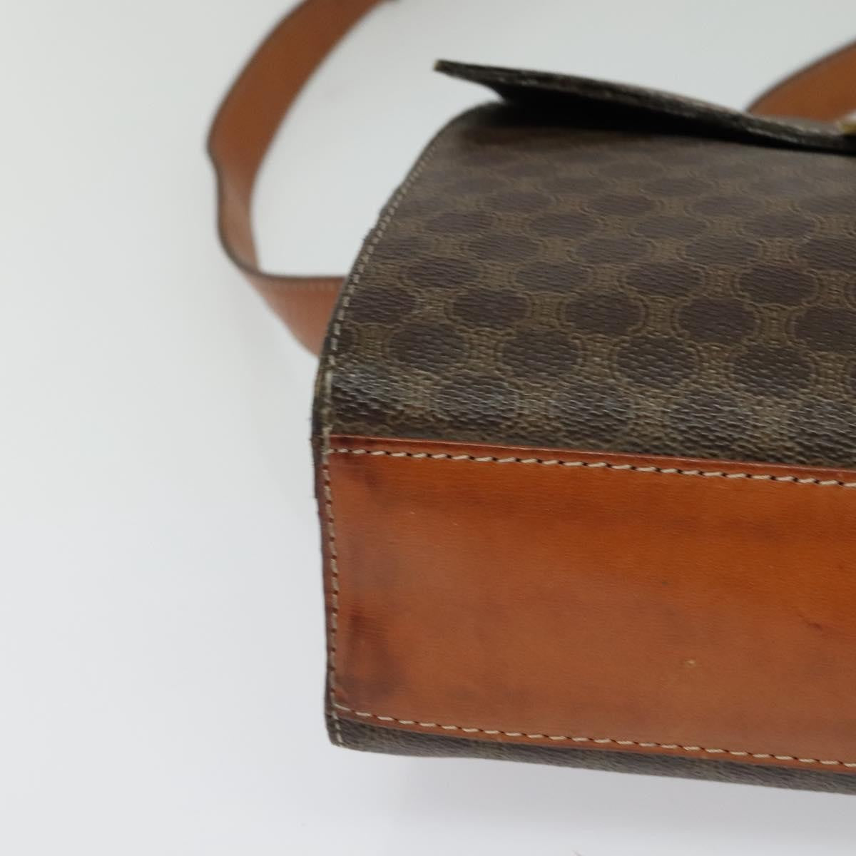 Celine Vintage Macadam Circle Logo Canvas And Leather Brown Canvas Shoulder Bag Bag (Pre-Owned)
