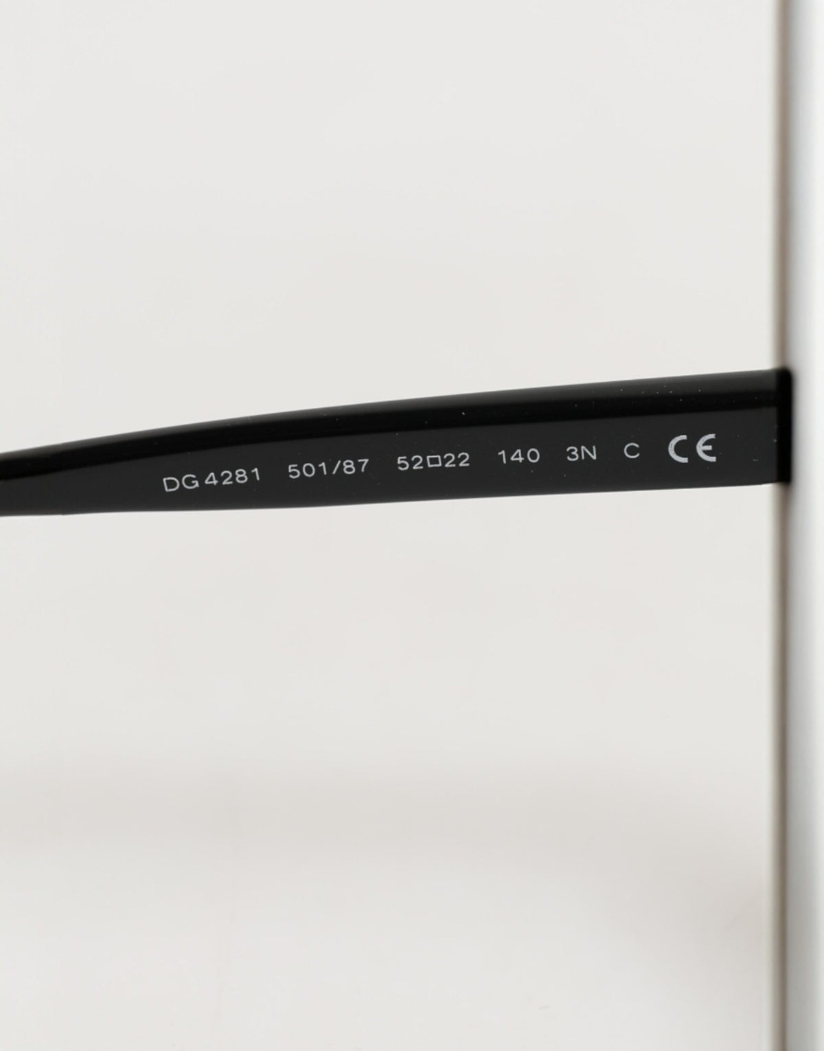 Dolce & Gabbana DG4281 Black Round Frame Full Rim Eyewear Women's Sunglasses (Pre-Owned)