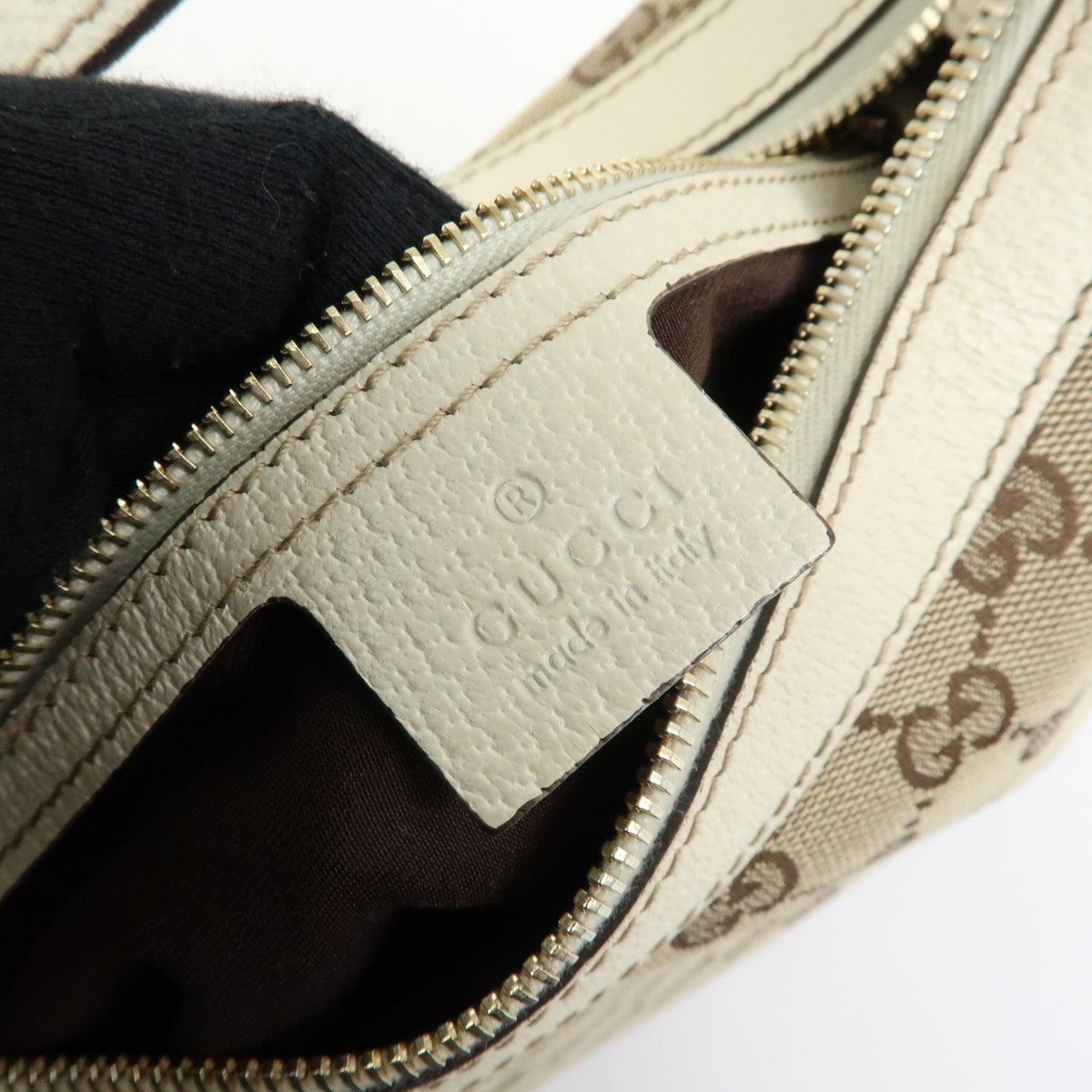 Gucci Shoulder Canvas Beige Canvas Shoulder Bag Bag (Pre-Owned)