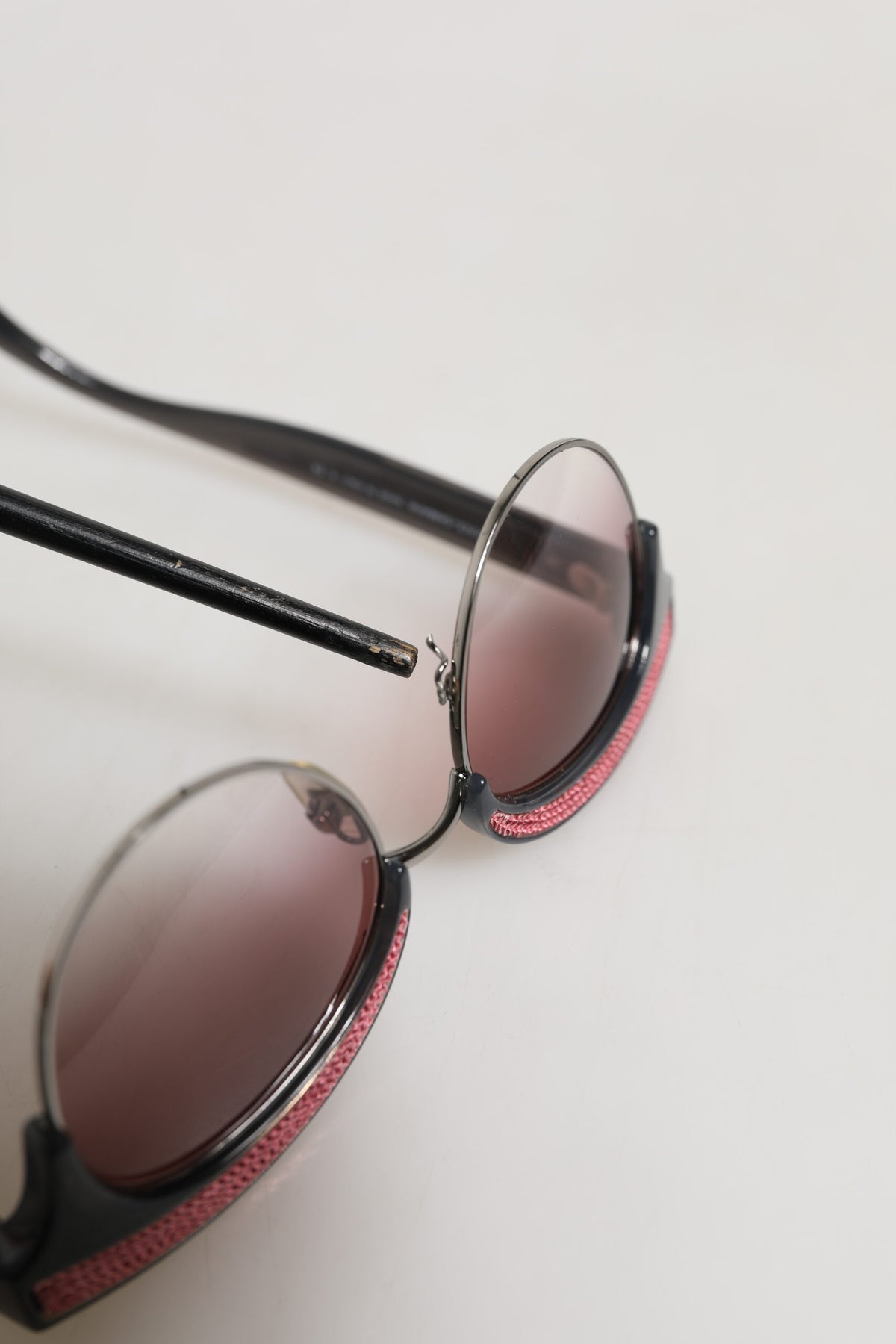 Dolce & Gabbana Black Pink Mirrored Cat Eye Sequined Women's Sunglasses (Pre-Owned)