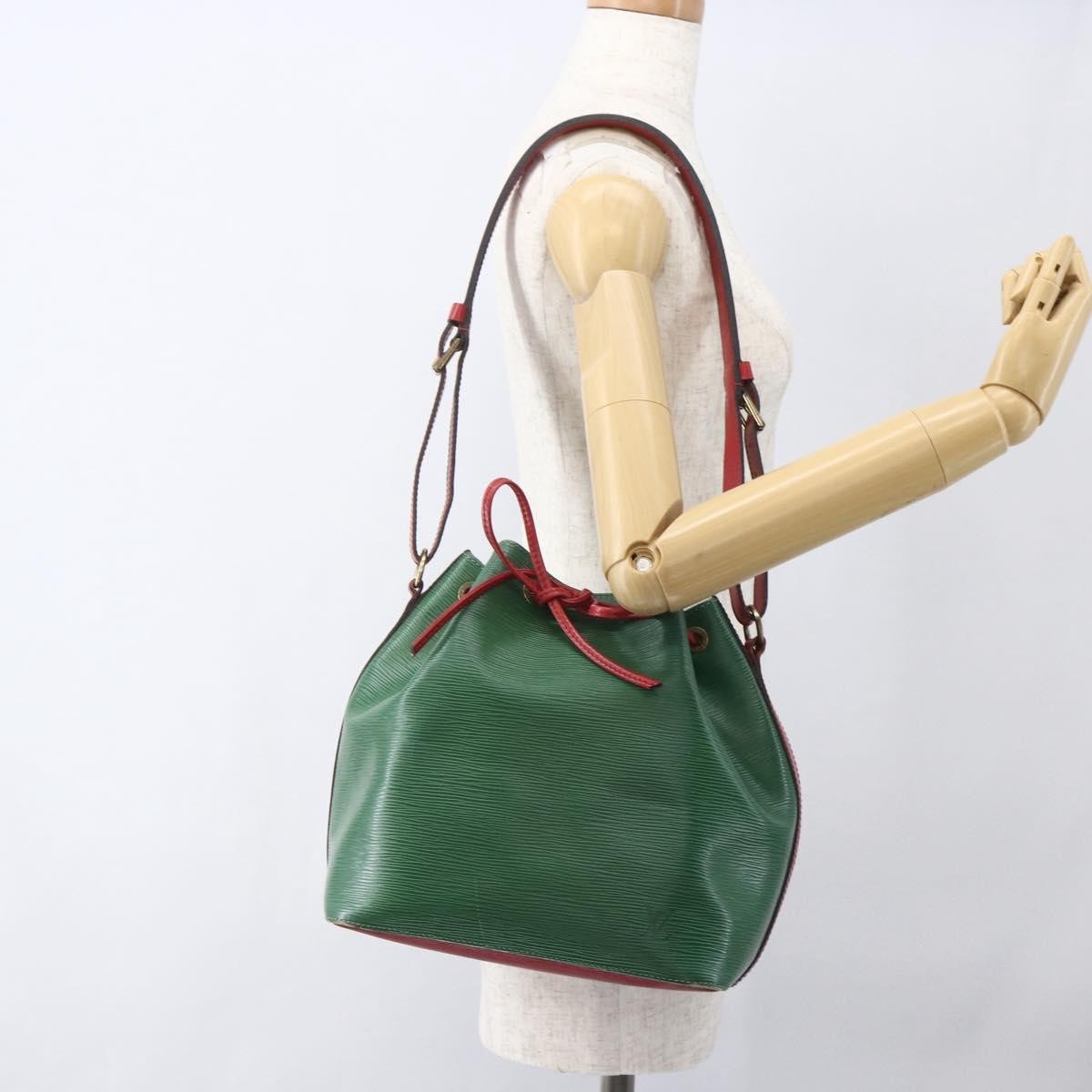 Louis Vuitton Bicolor Petit Noe Epi Leather Green Leather Shoulder Bag Bag (Pre-Owned)