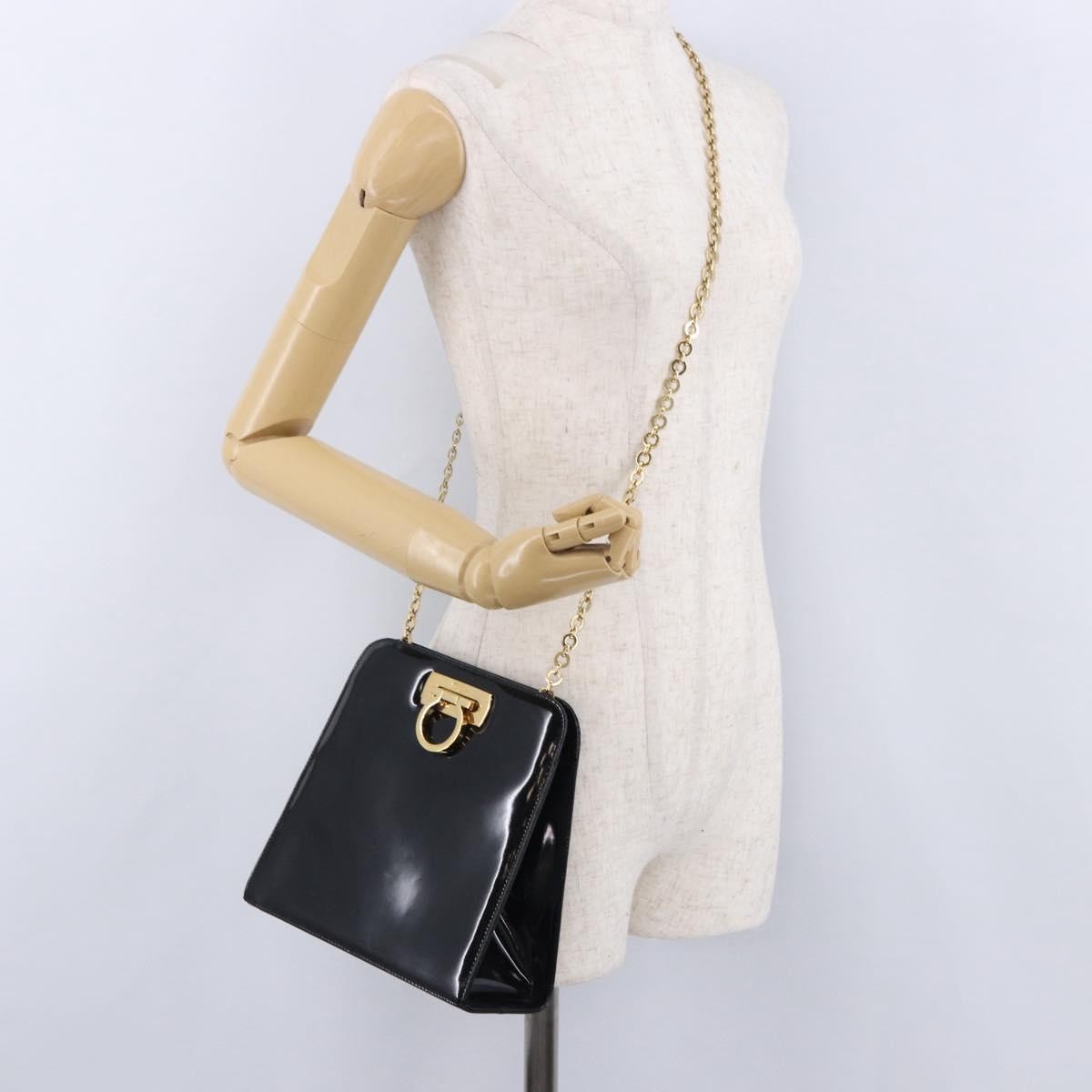 Salvatore Ferragamo Vintage Gancini Chain Patent Leather Black Patent_Leather Shoulder Bag Bag (Pre-Owned)