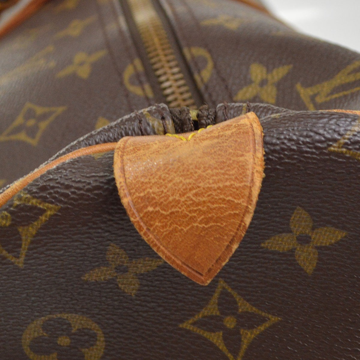 Louis Vuitton Keepall Monogram Canvas Brown Canvas Travel Bag Bag (Pre-Owned)