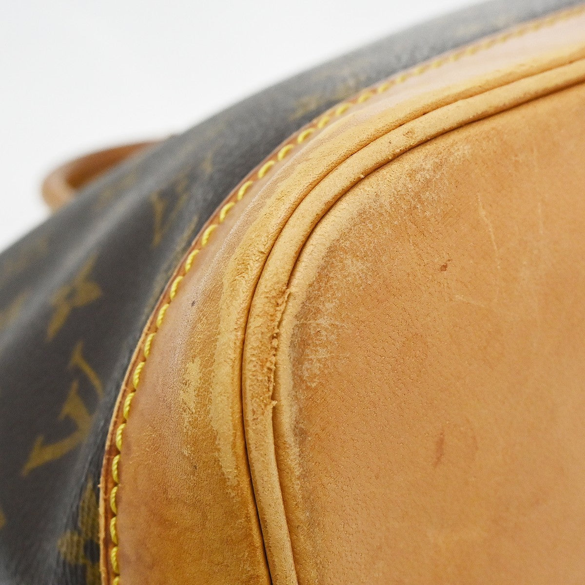 Louis Vuitton Alma Monogram Canvas Brown Canvas Handbag (Pre-Owned)