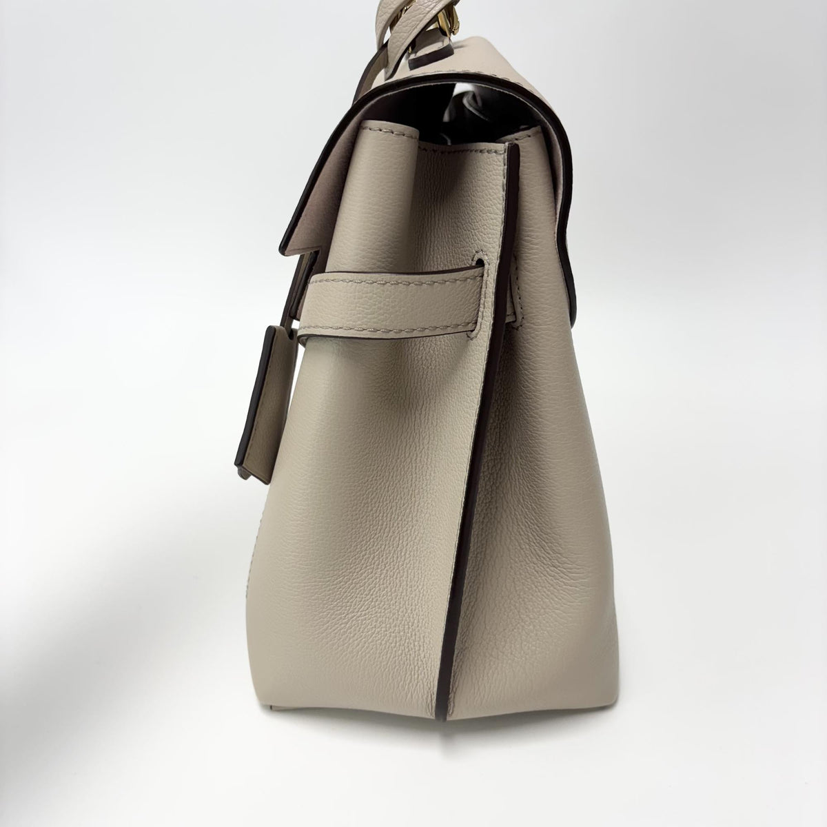 Louis Vuitton Lockme Ever Leather Beige Leather Handbag (Pre-Owned)