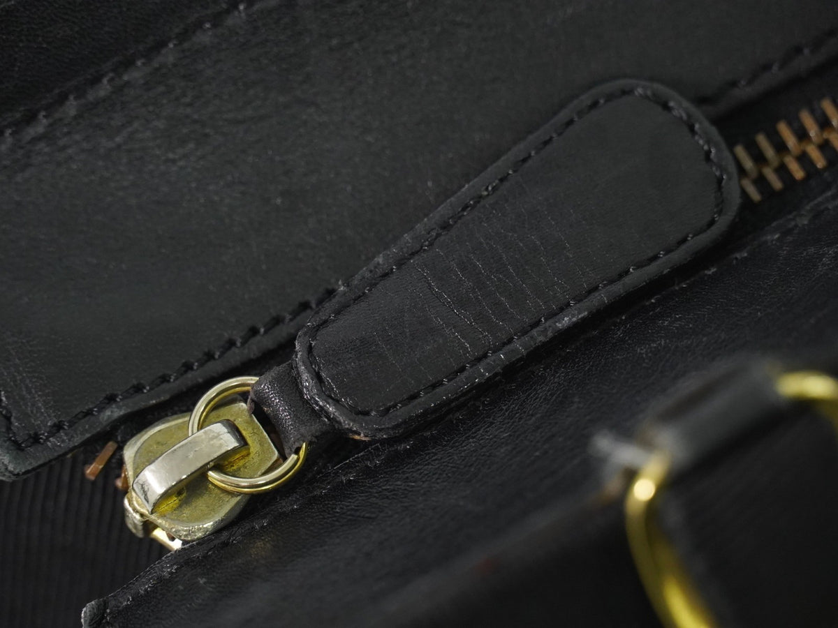 Salvatore Ferragamo Vala Chain Canvas Black Canvas Shoulder Bag Bag (Pre-Owned)