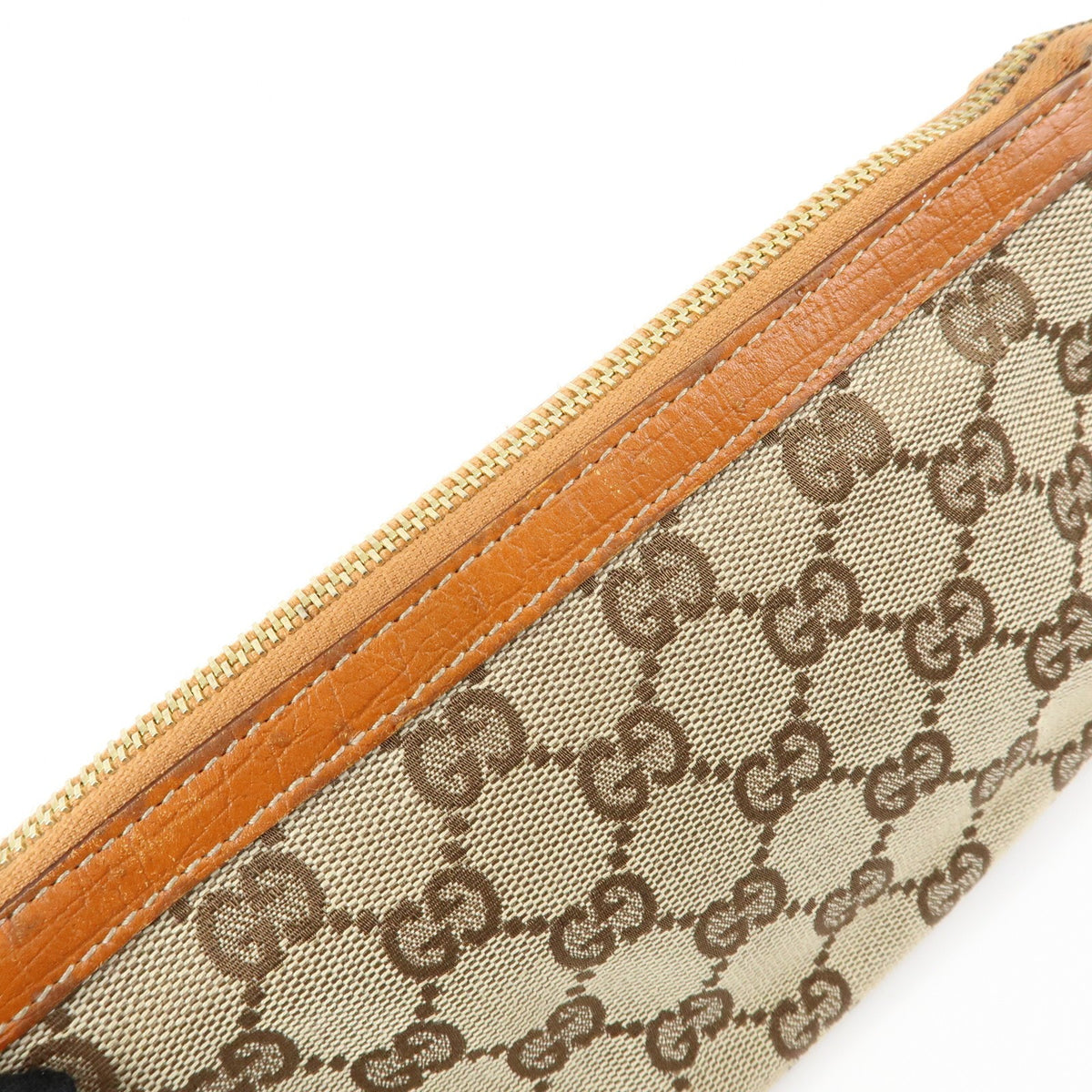 Gucci Zip Wristlet Gg Canvas Beige Canvas Clutche & Pouche Bag (Pre-Owned)