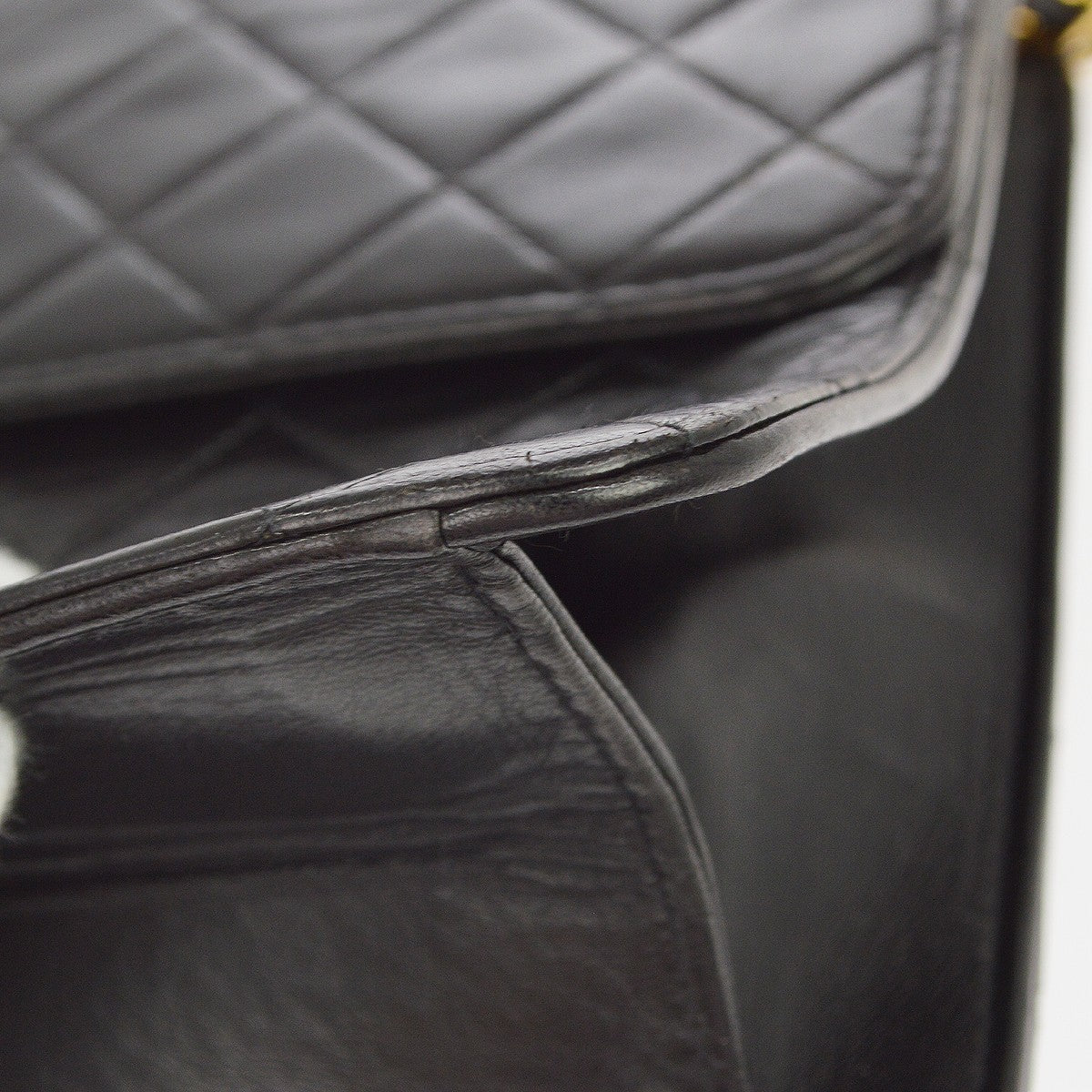 Chanel Vintage Classic Flap Quilted Lambskin Black Leather Shoulder Bag Bag (Pre-Owned)