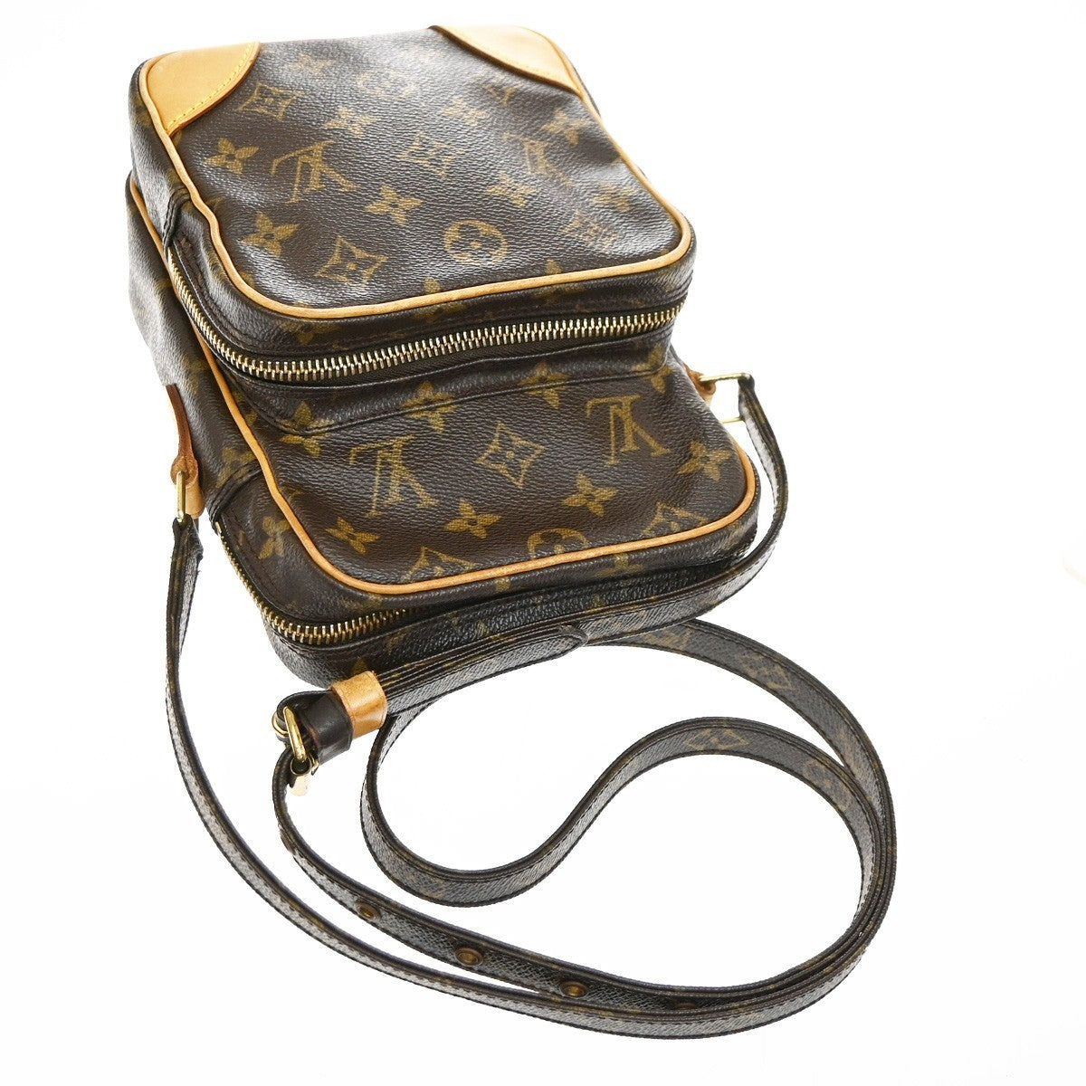 Louis Vuitton Amazone Canvas Brown Canvas Shoulder Bag Bag (Pre-Owned)